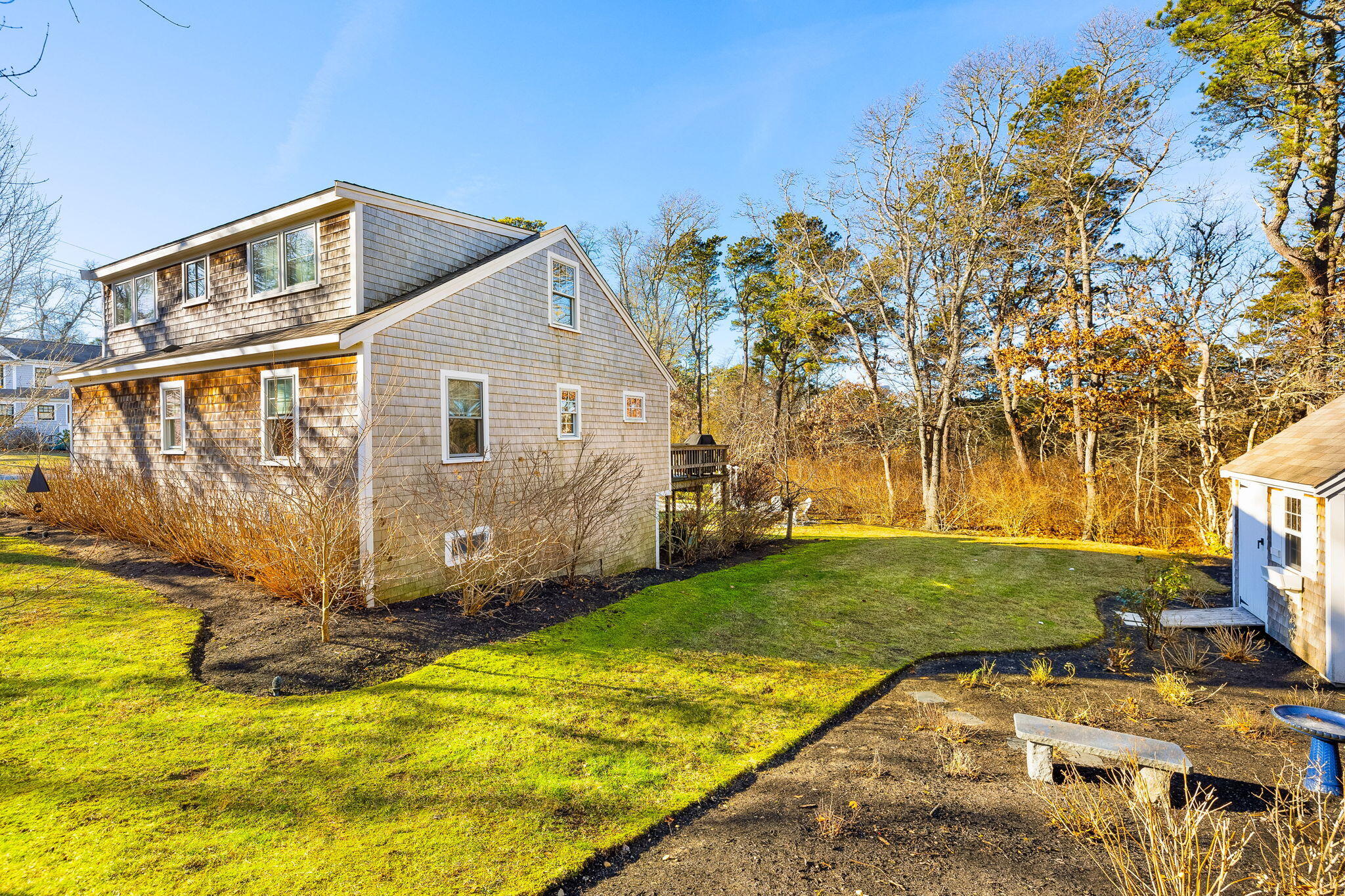 35 LAKEVIEW Drive