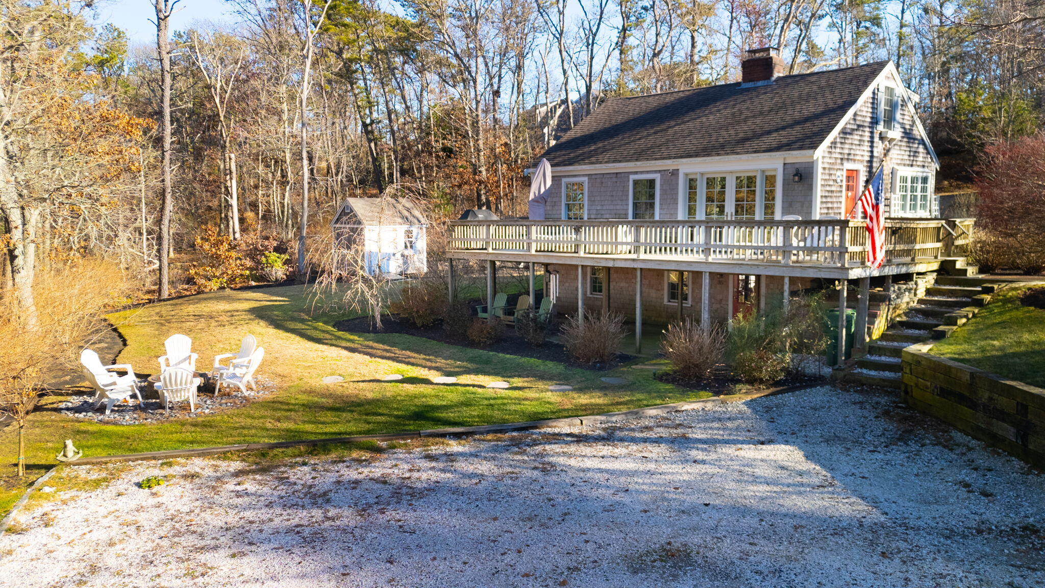 35 LAKEVIEW Drive
