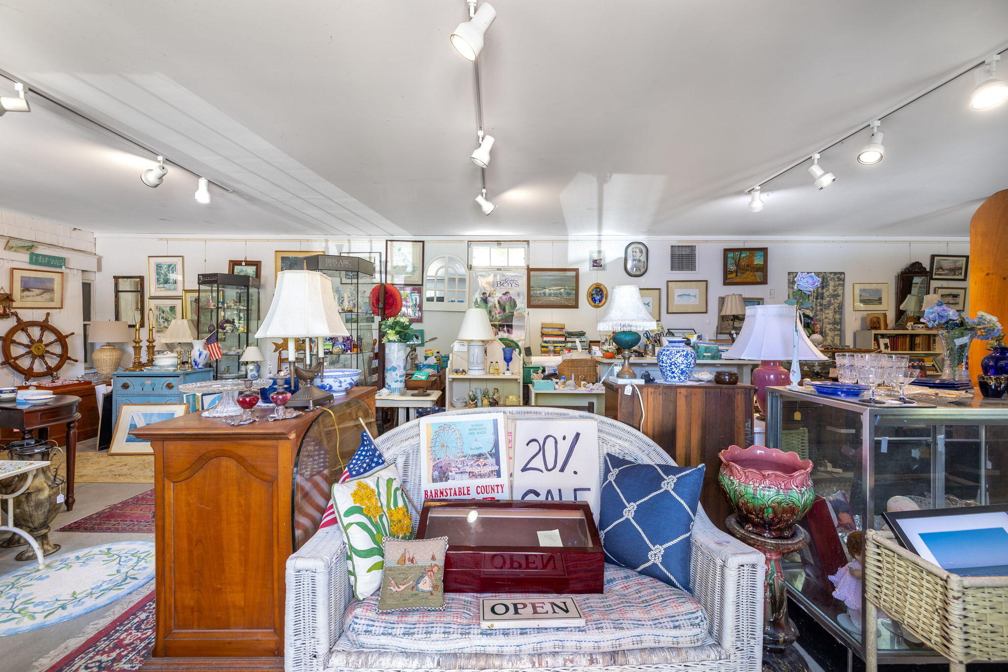 1424 Main Street