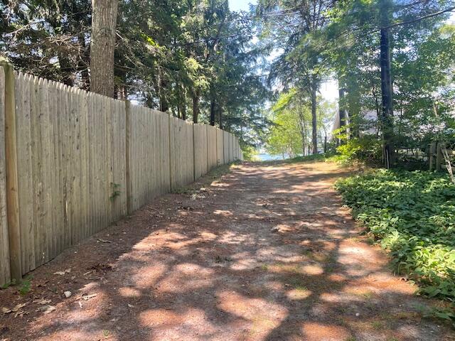 58 LOOMIS Lane