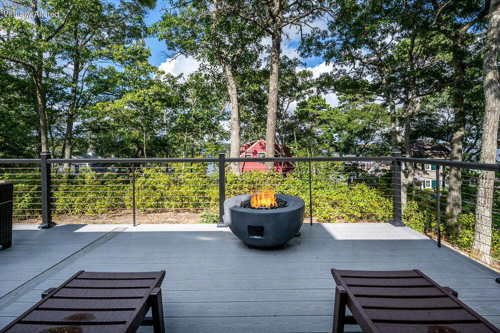 39 Lakewood Drive
