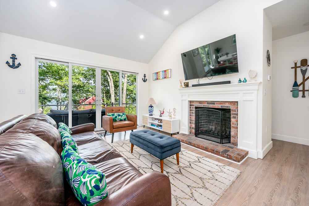 39 Lakewood Drive