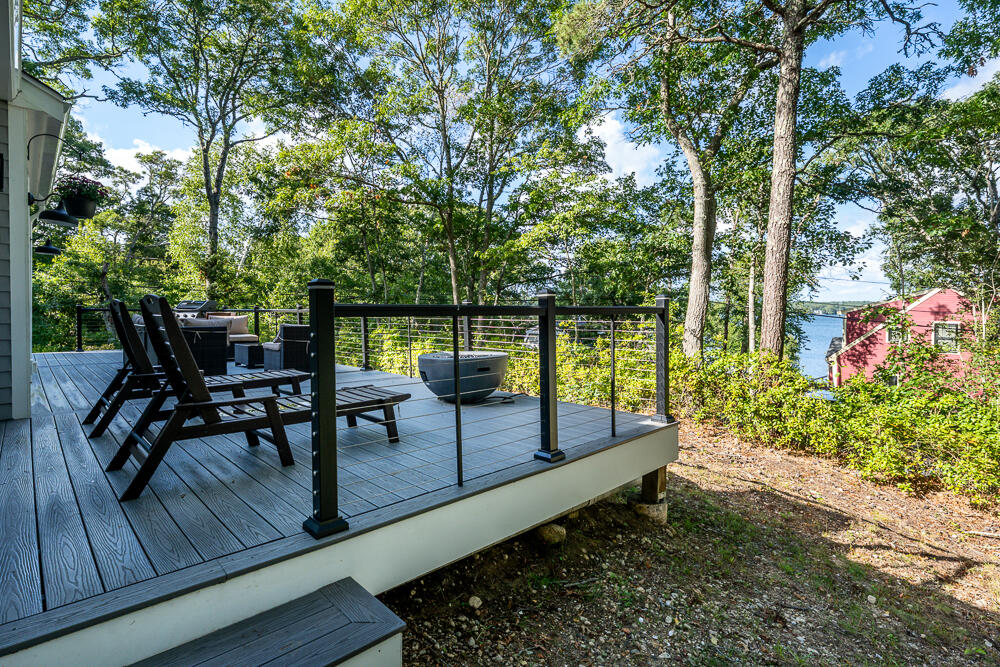 39 Lakewood Drive