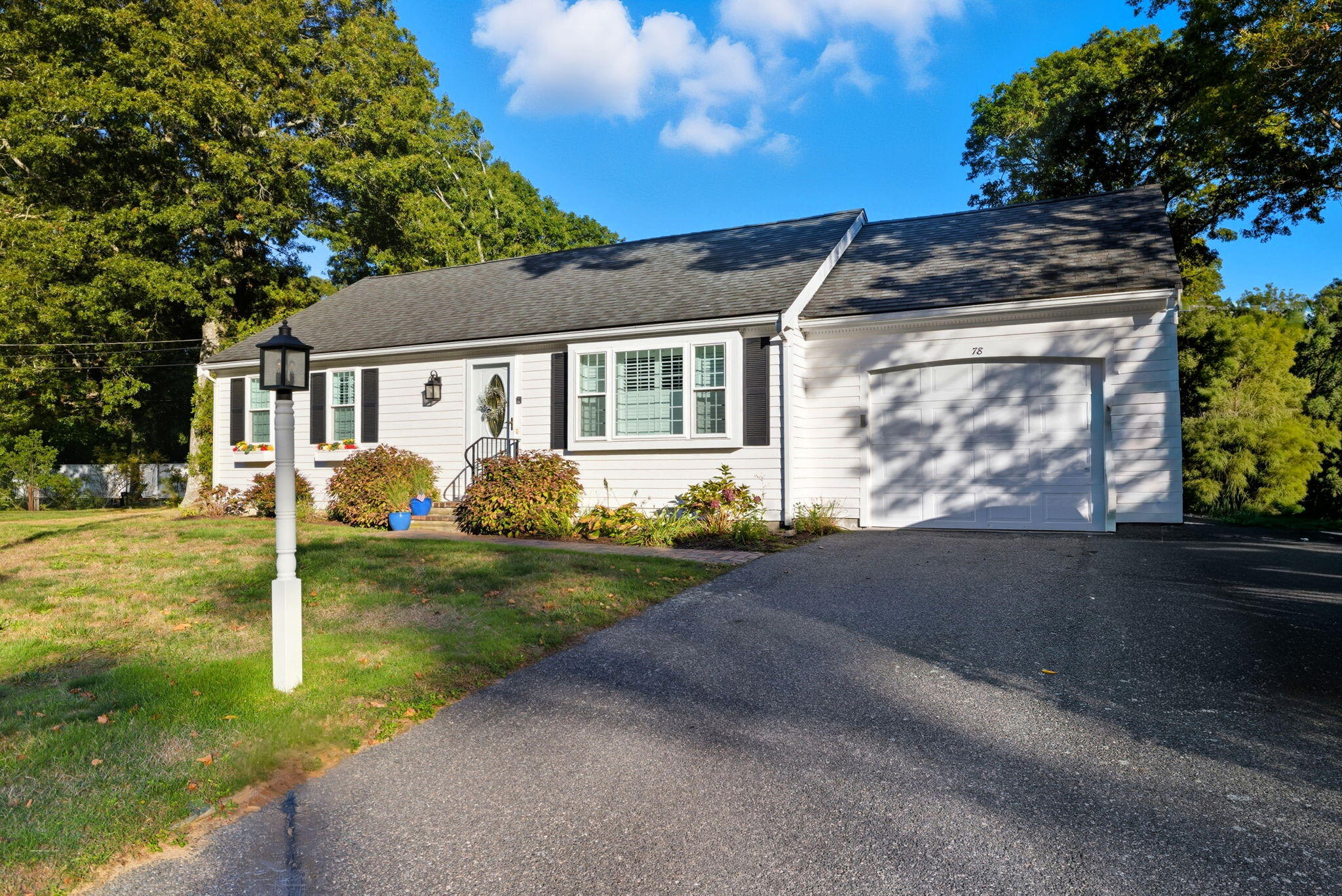 78 SEABOARD Lane