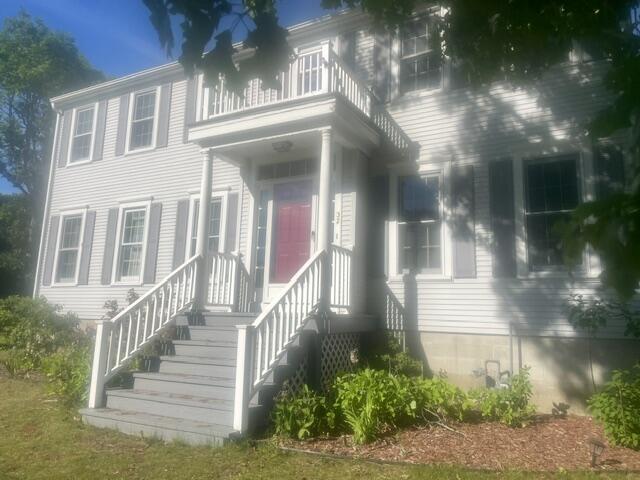 32 NIAGARA Lane