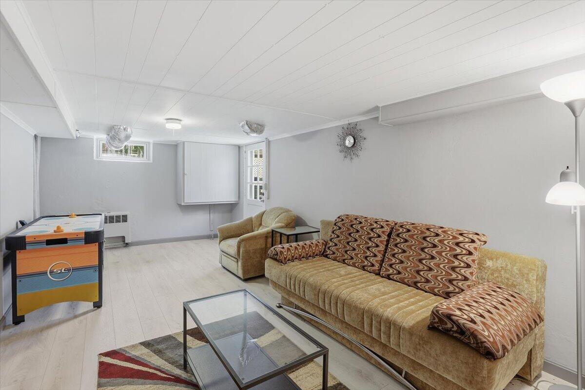 31 ICE HOUSE Road