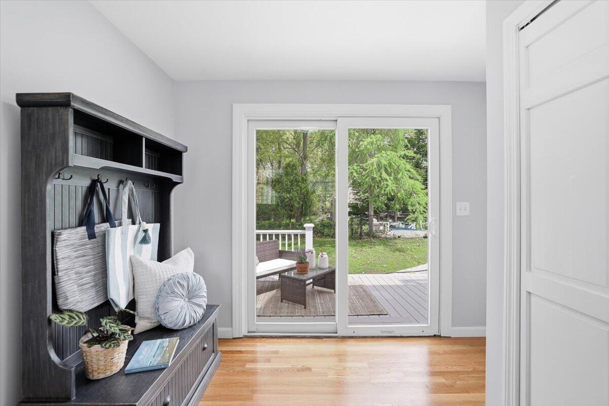 10 Old Colony Way
