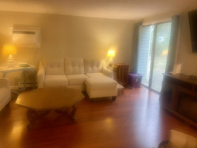 205 HIGGINS CROWELL Road APT 3