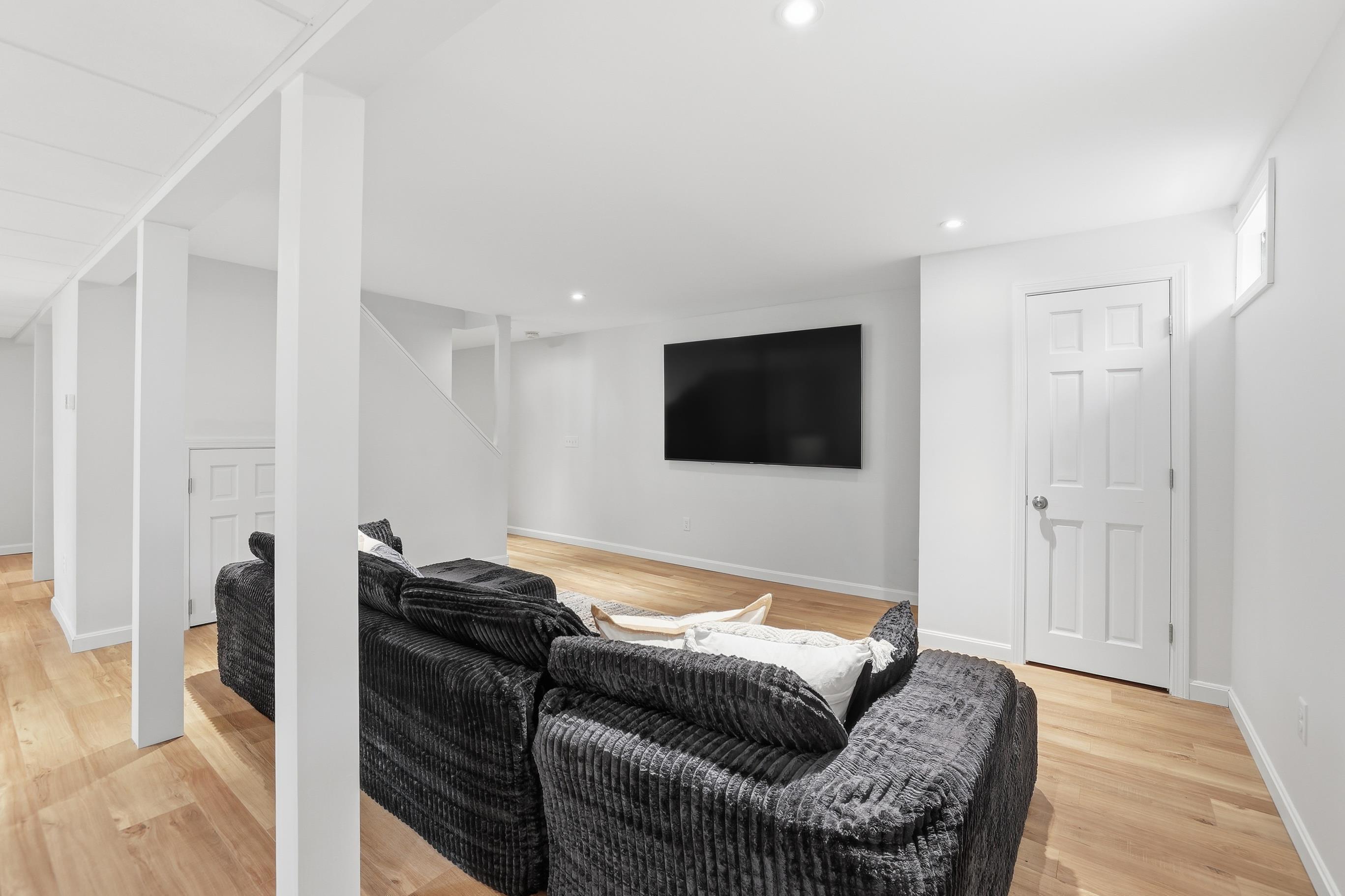 10 OLD COLONY Way