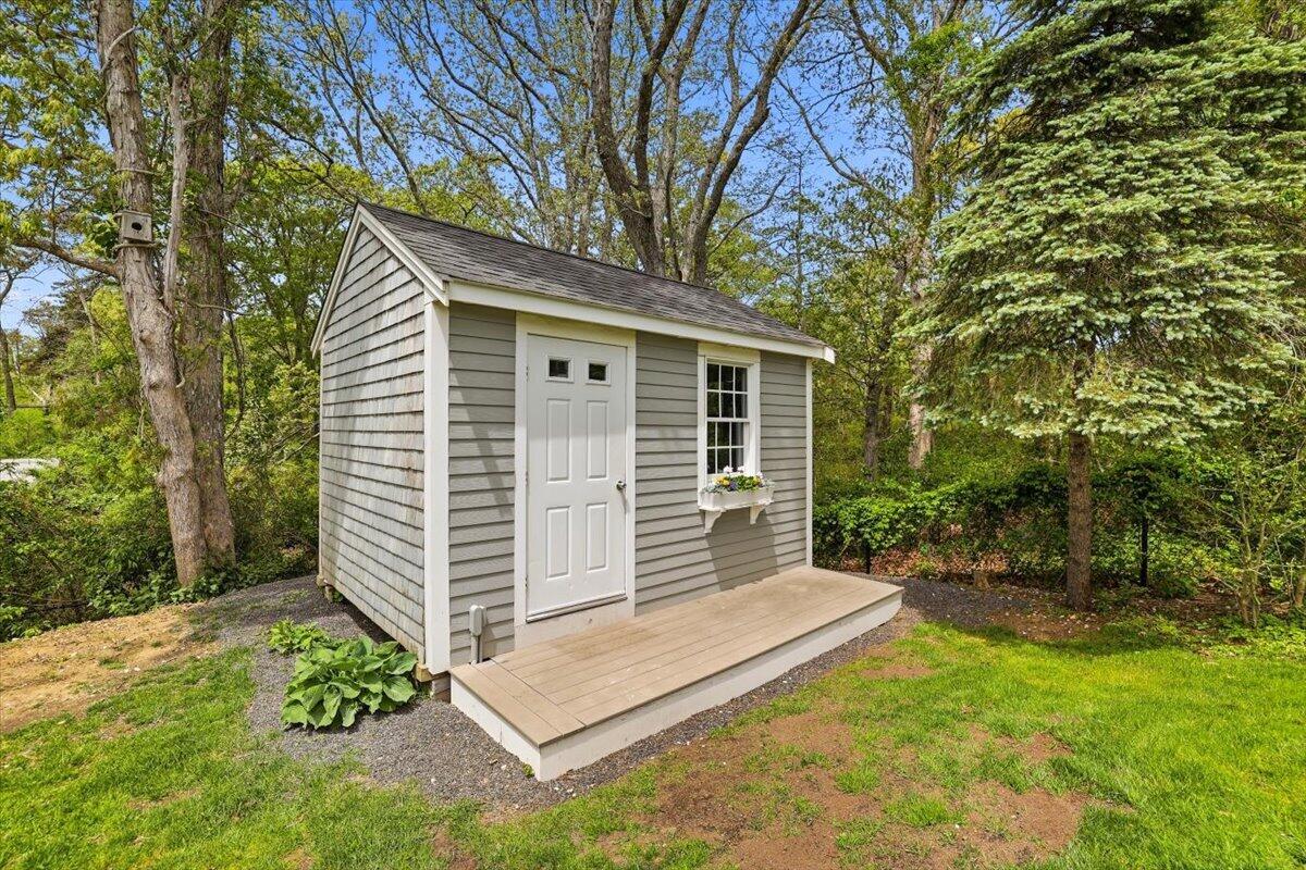 10 OLD COLONY Way