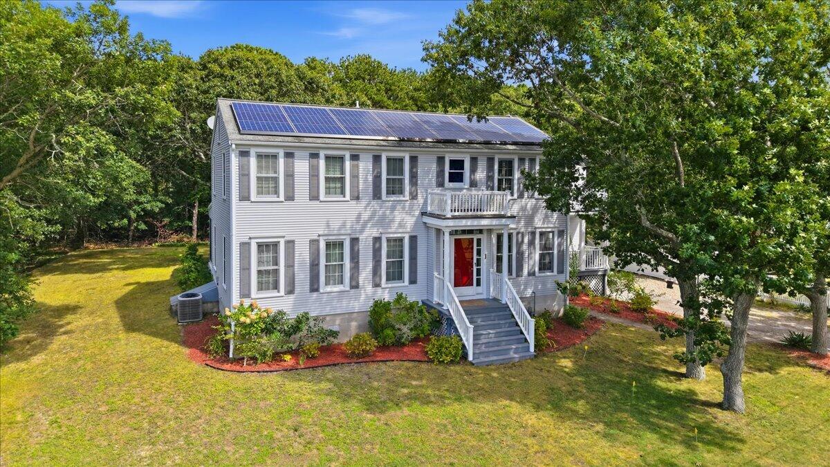 32 NIAGARA Lane