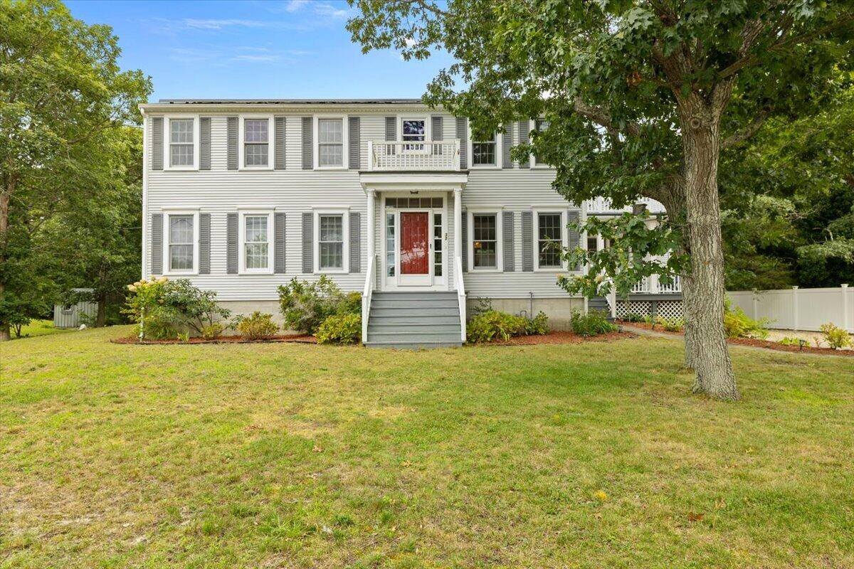 32 NIAGARA Lane