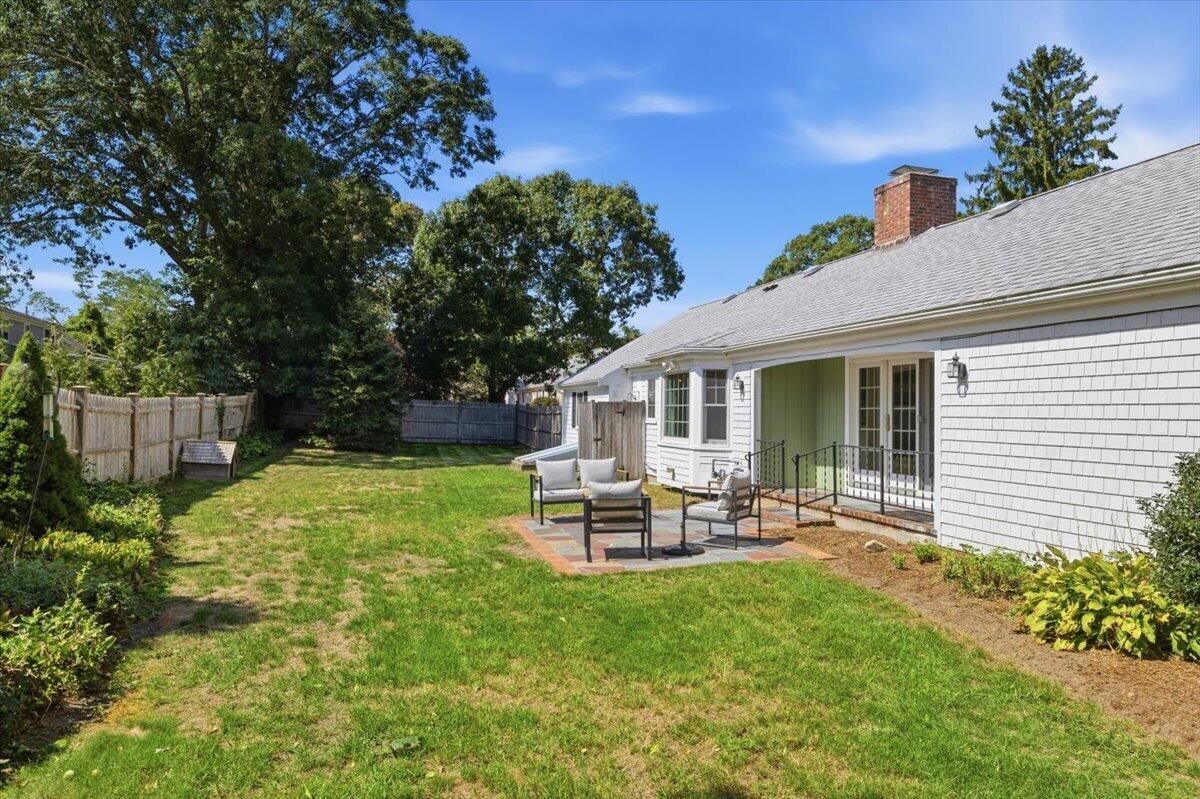 11 KIT CARSON Way