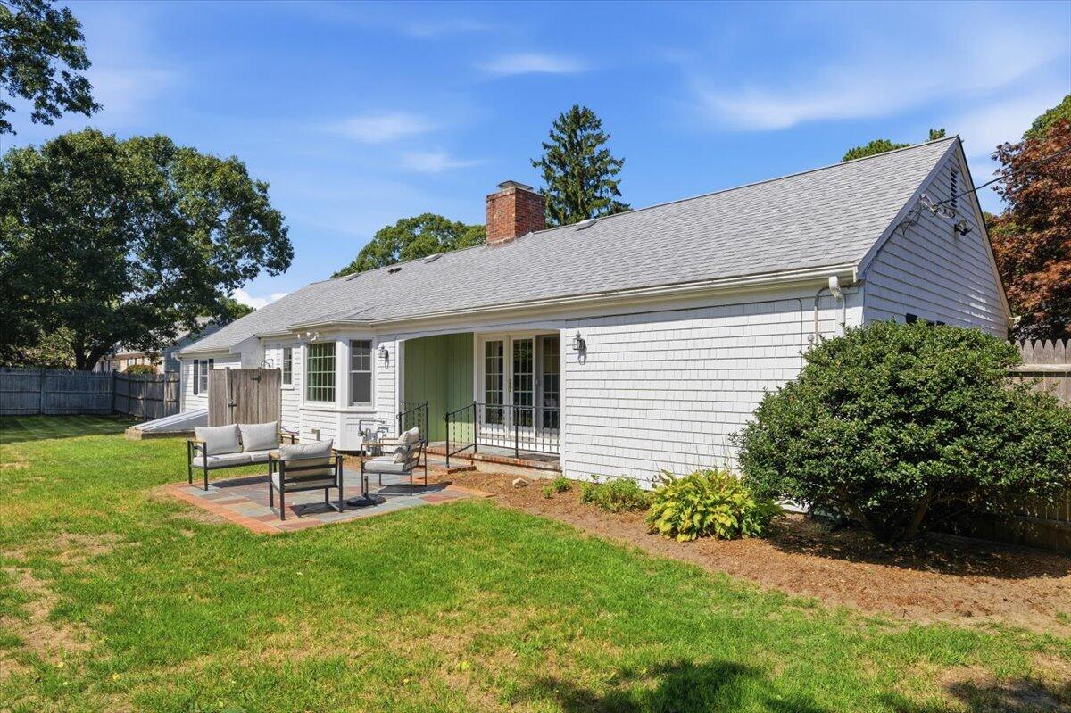 11 KIT CARSON Way