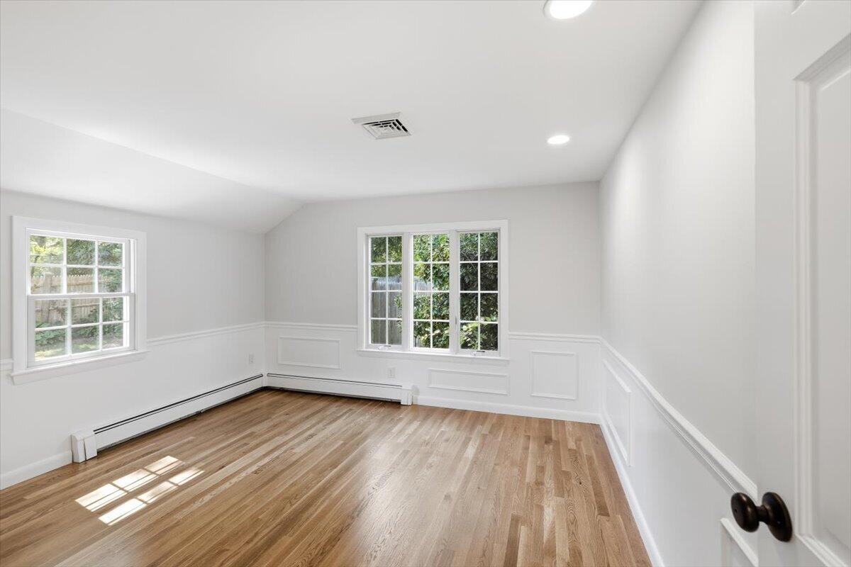 11 KIT CARSON Way