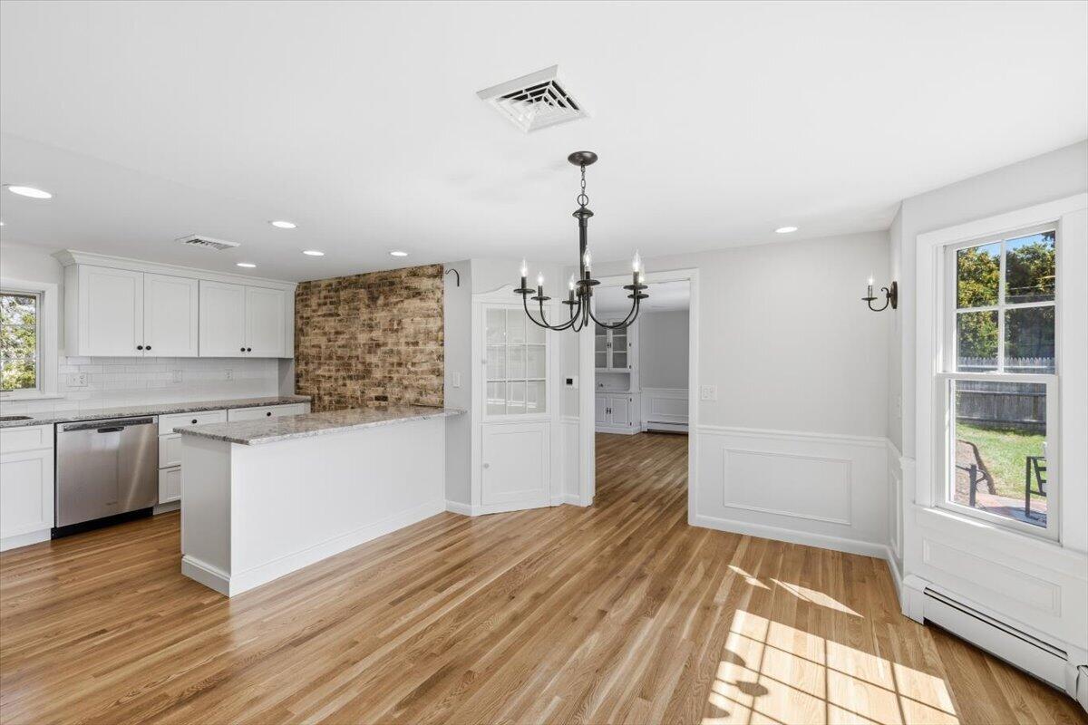 11 KIT CARSON Way