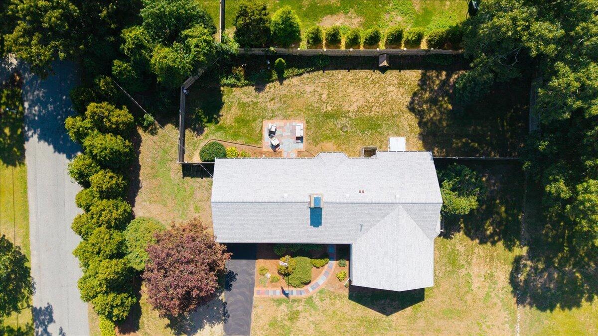 11 KIT CARSON Way