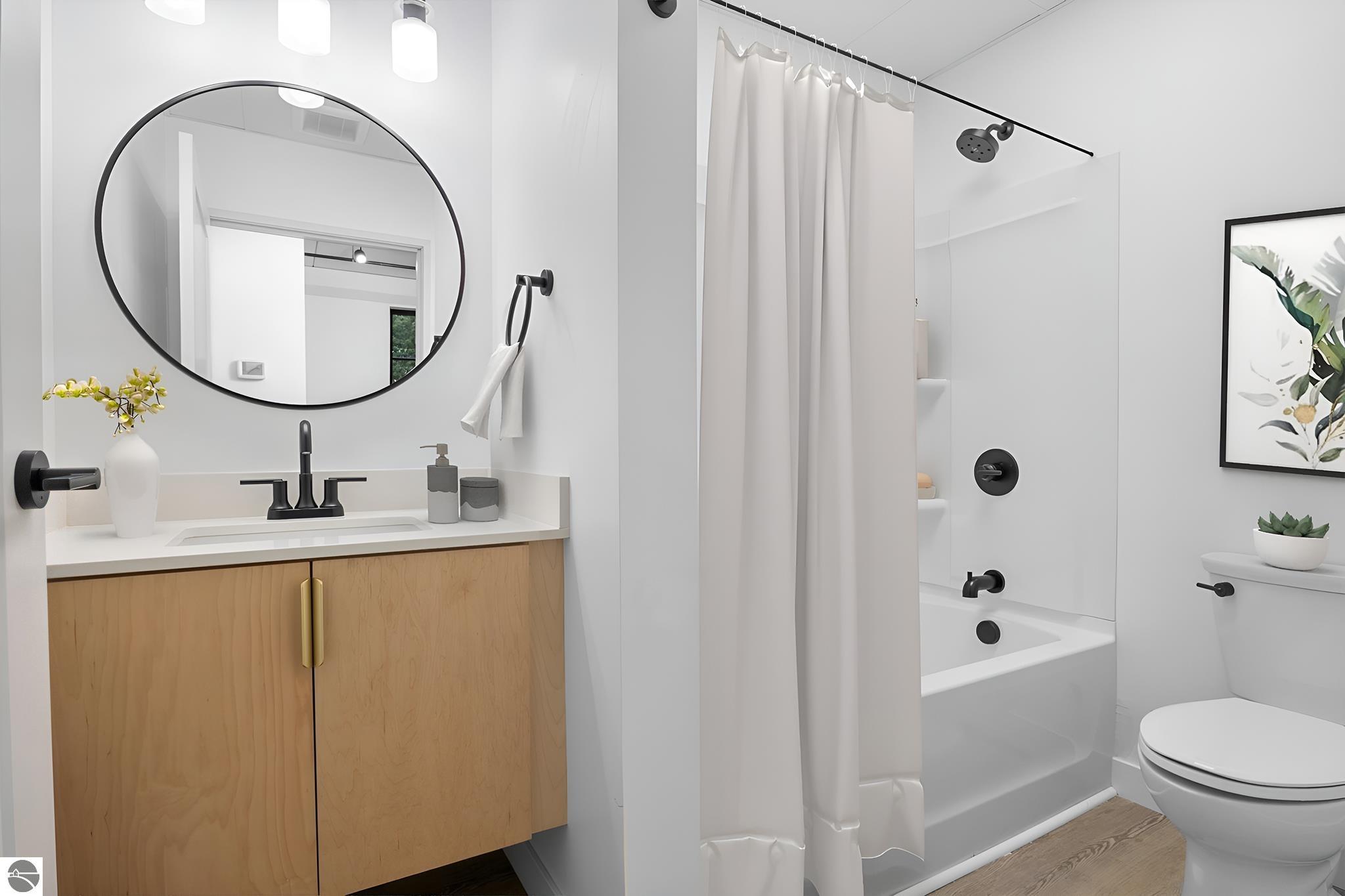 1825 E Eighth Street Unit Unit 439