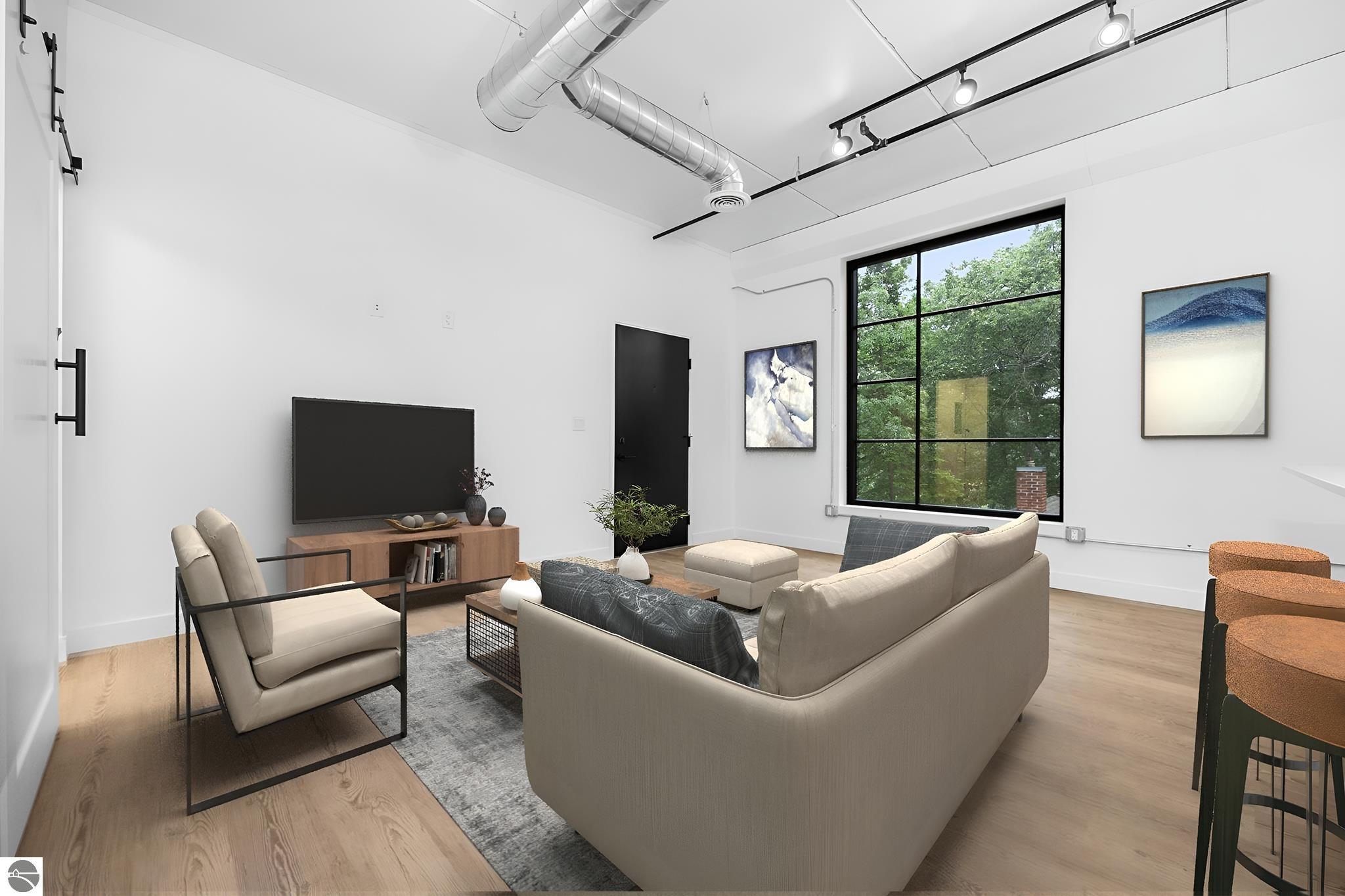 1825 E Eighth Street Unit Unit 439