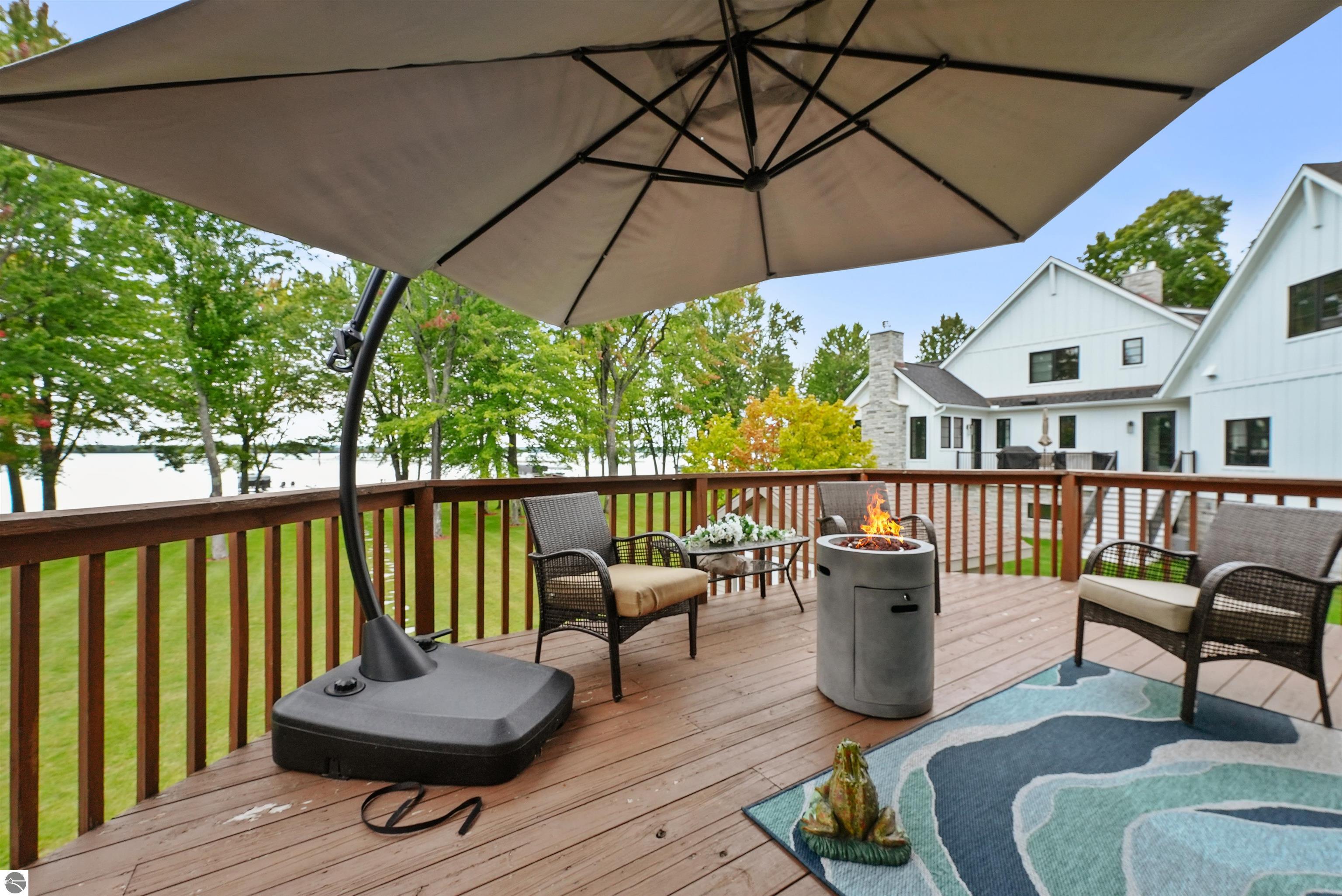 11246 Kings Point