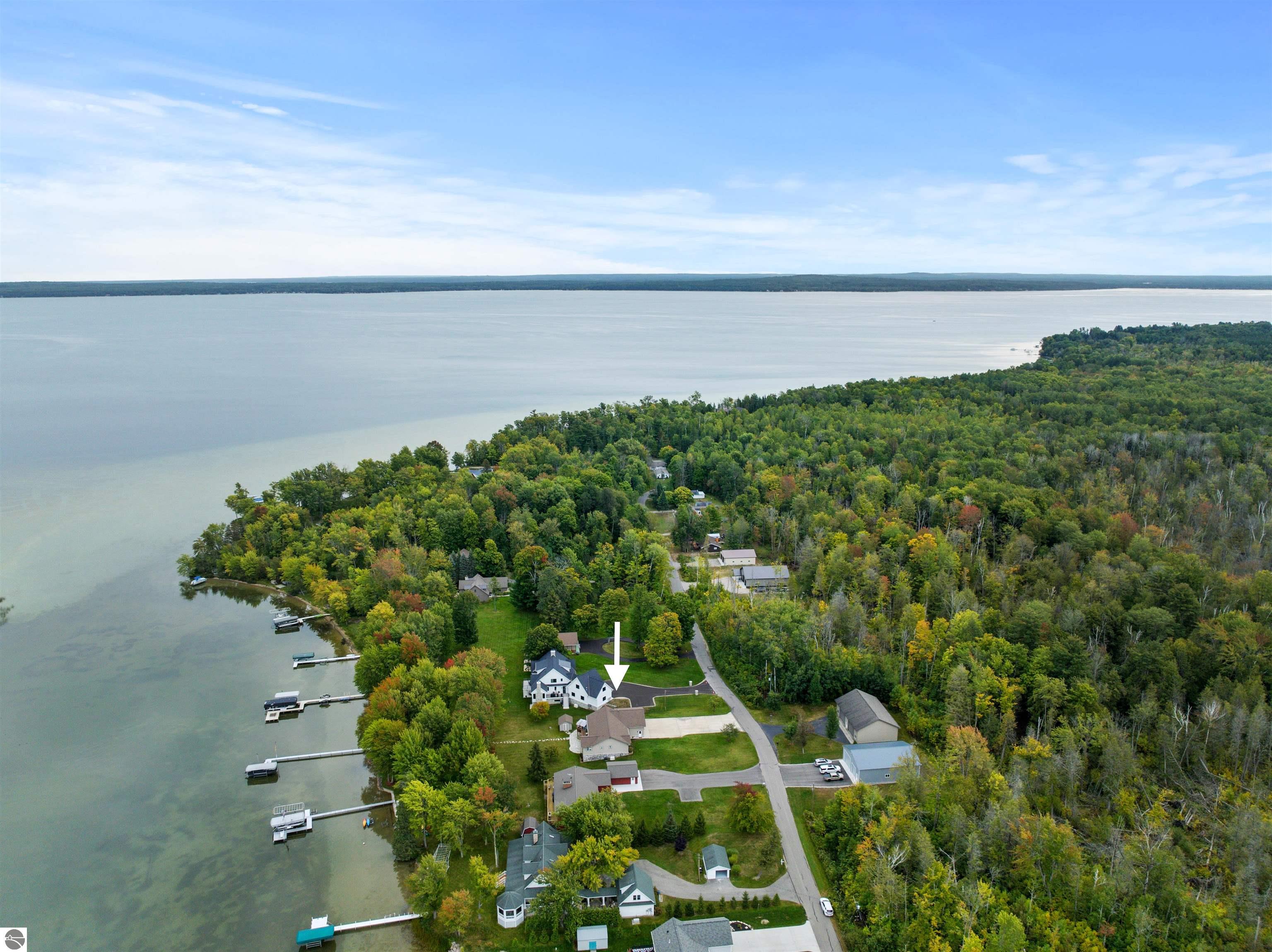 11246 Kings Point