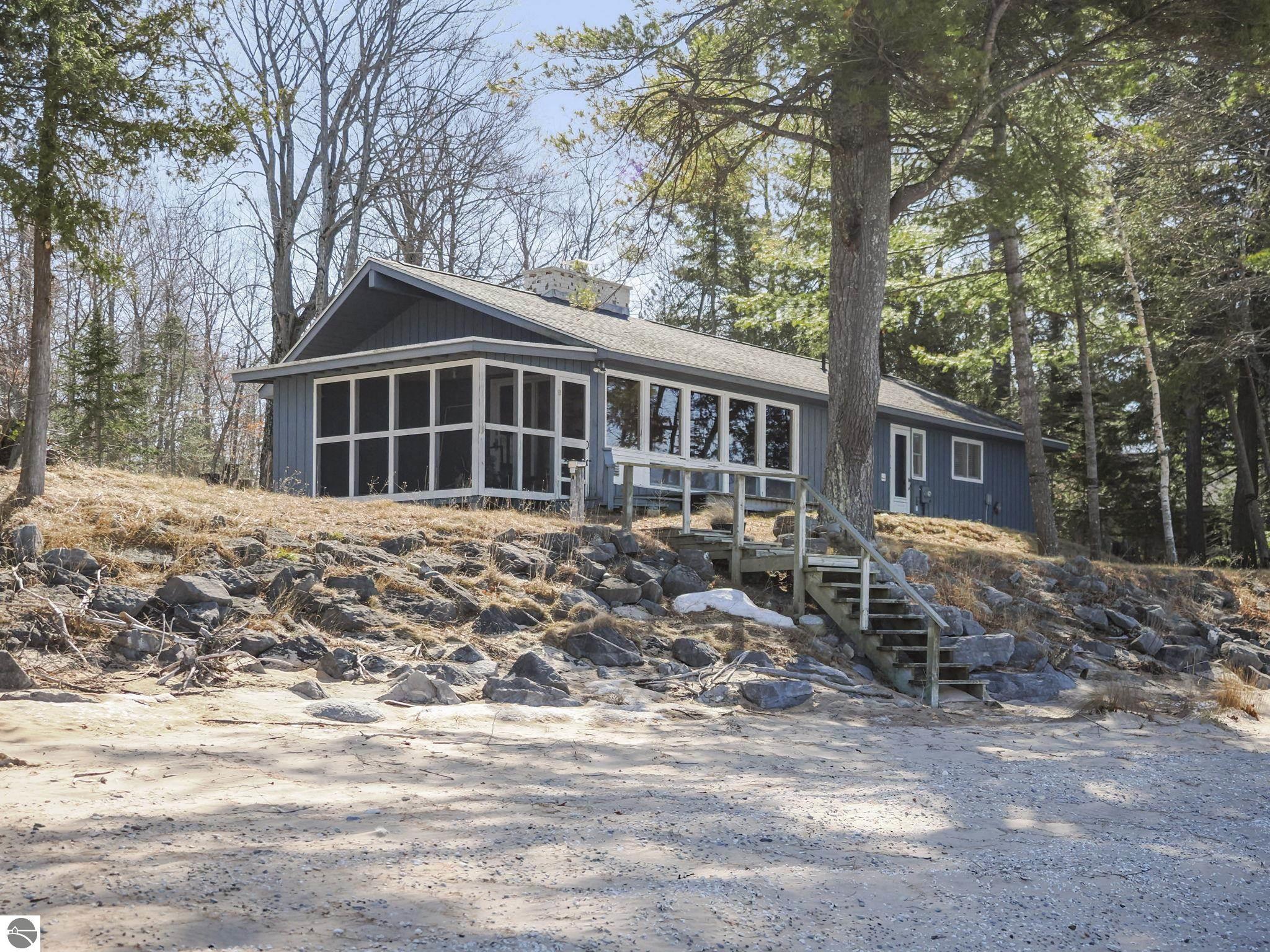 2725 Shore Wood Drive