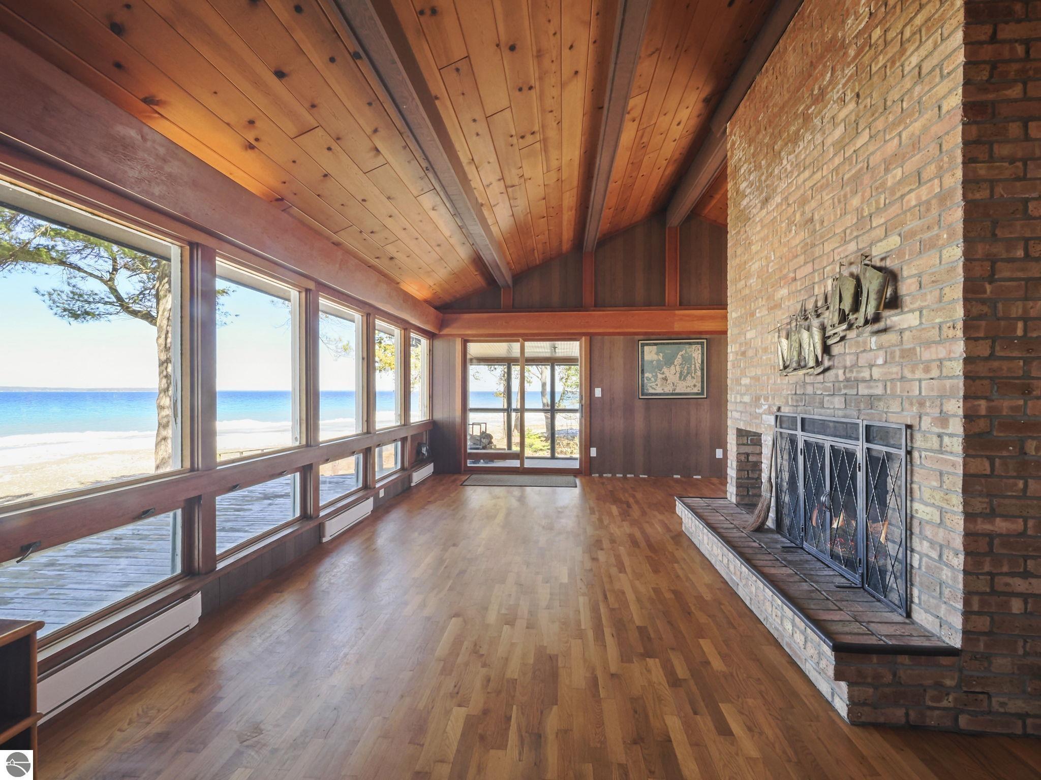 2725 Shore Wood Drive