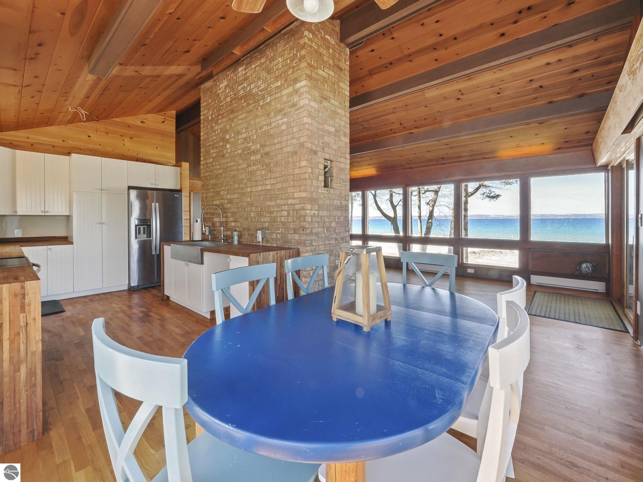 2725 Shore Wood Drive