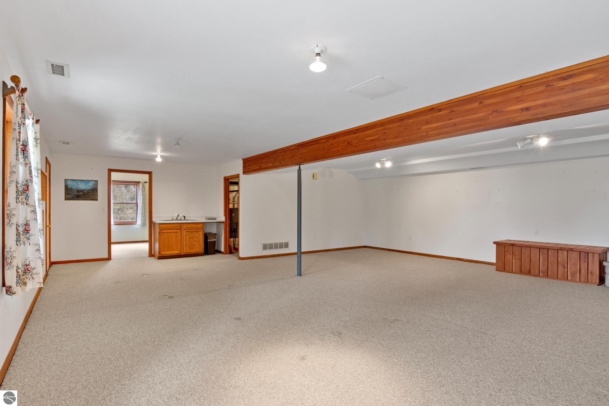 1501 S Ruby Lane