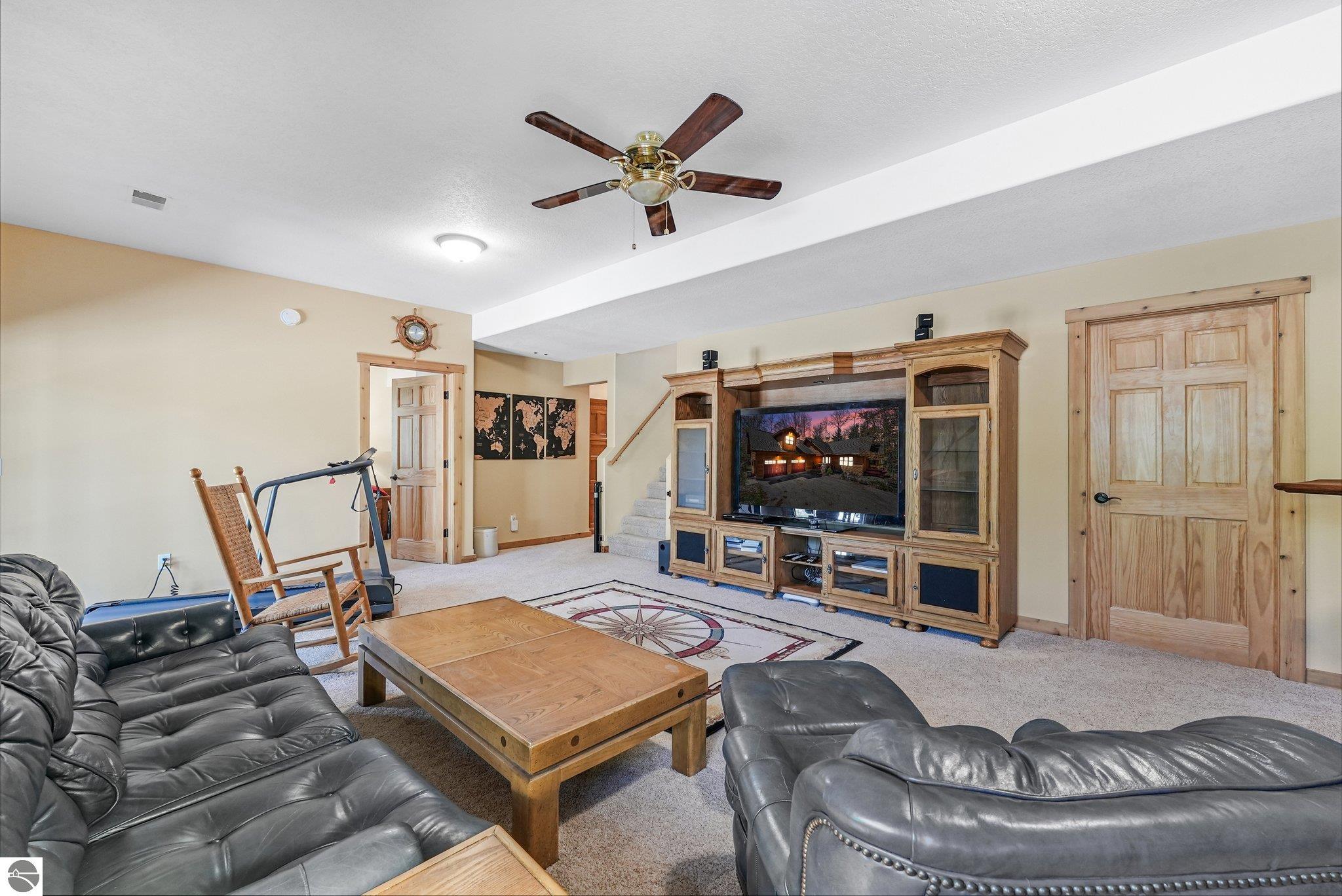 3958 Northshore Trail