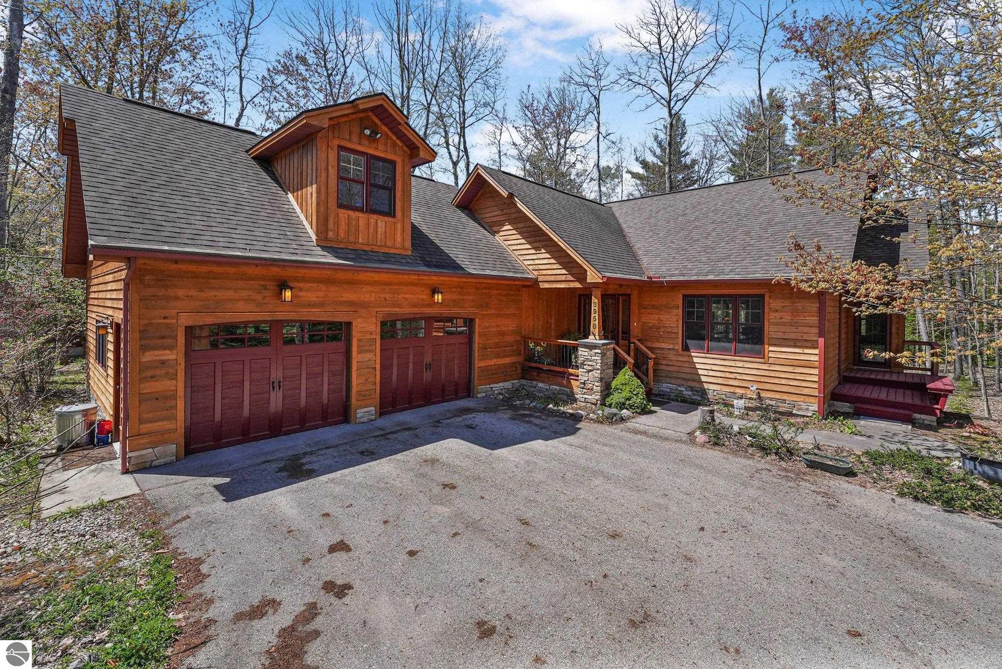 3958 Northshore Trail