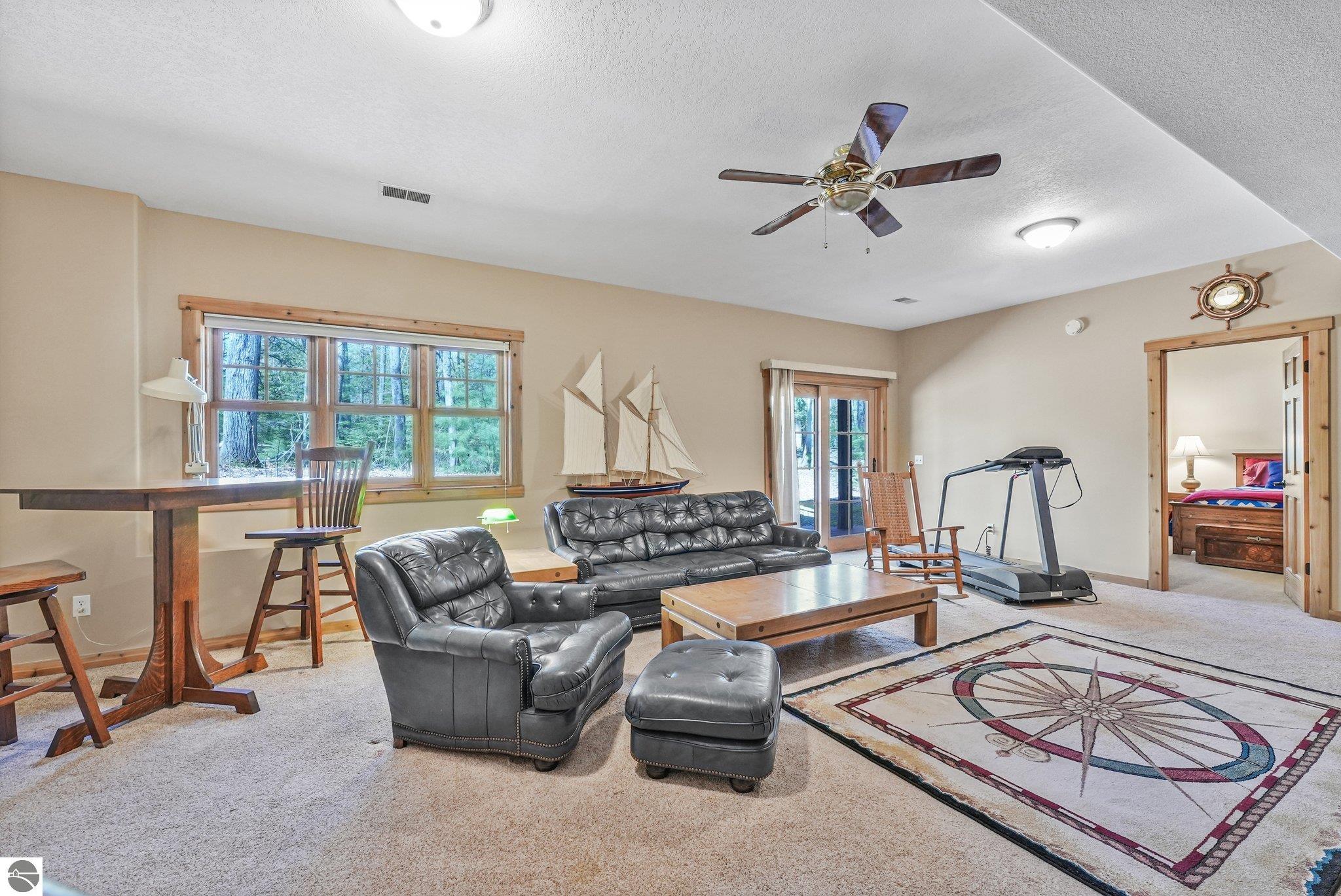 3958 Northshore Trail