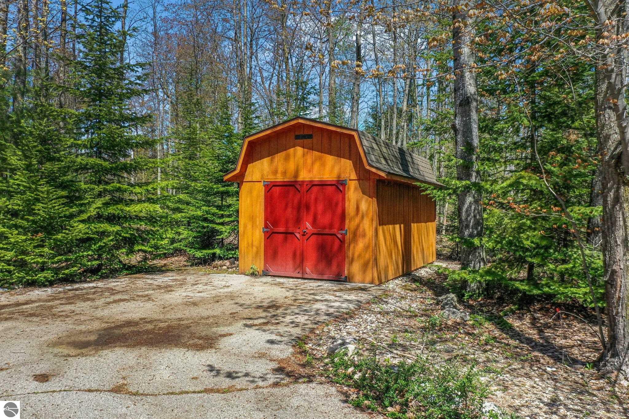 3958 Northshore Trail