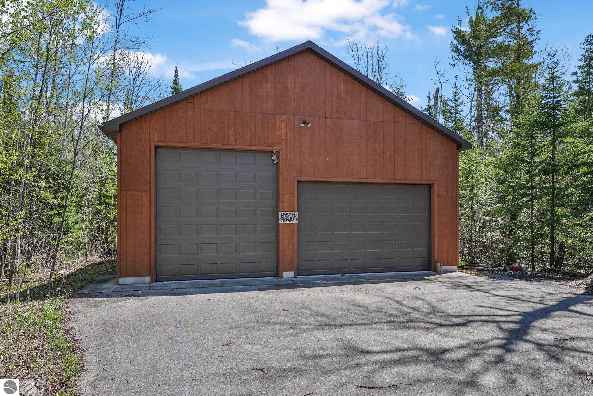 3958 Northshore Trail