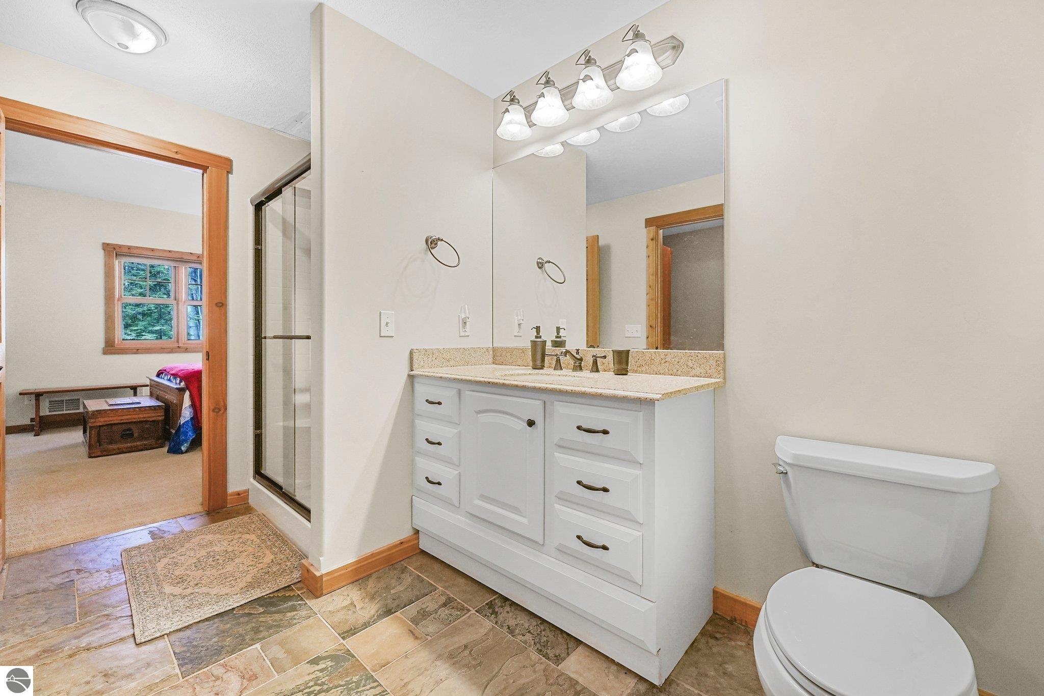 3958 Northshore Trail