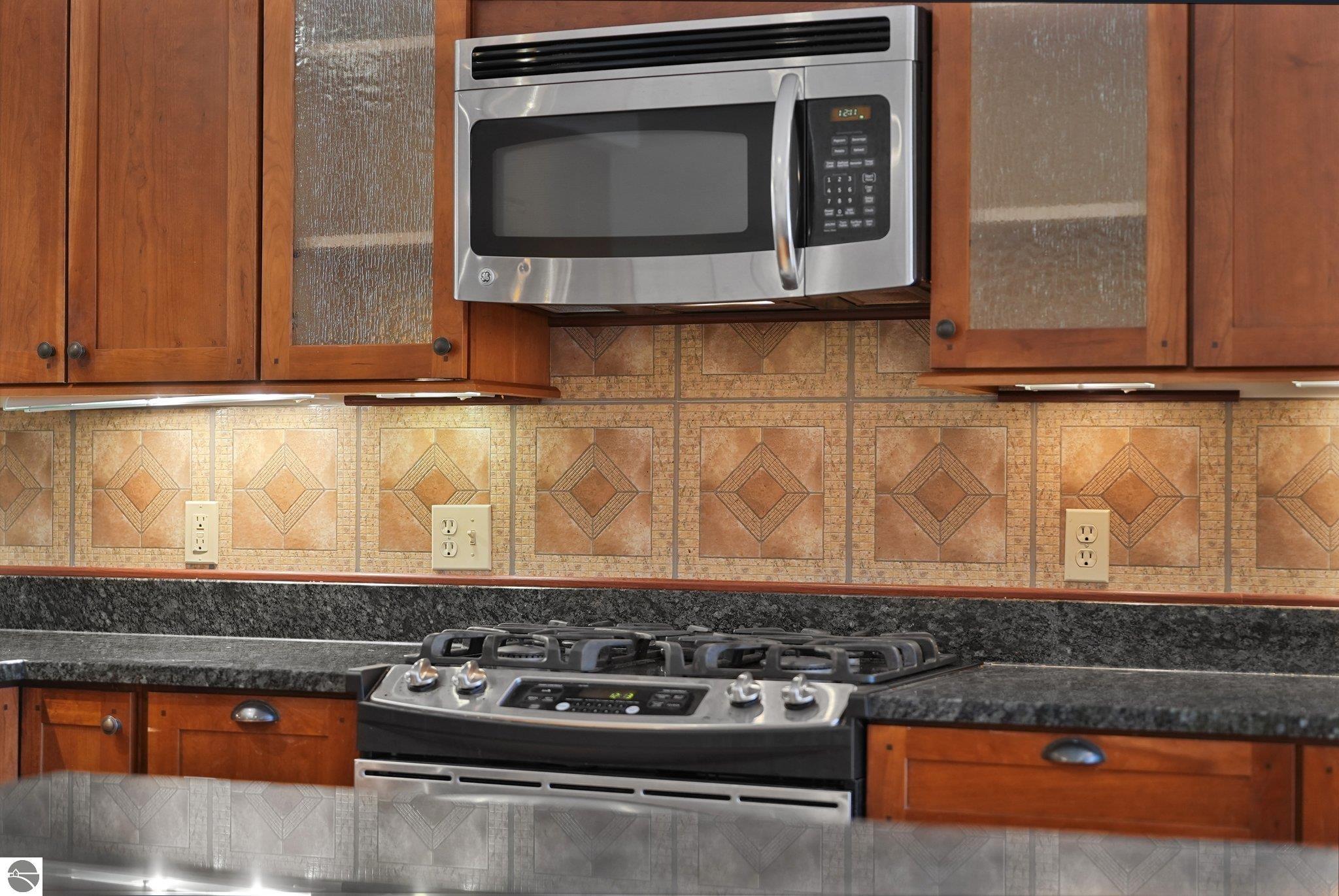 3958 Northshore Trail