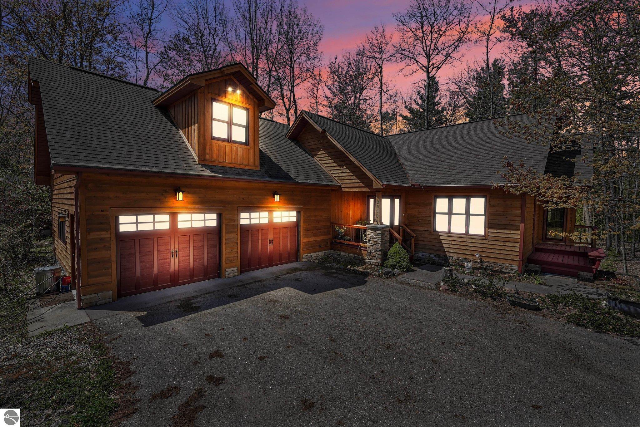 3958 Northshore Trail