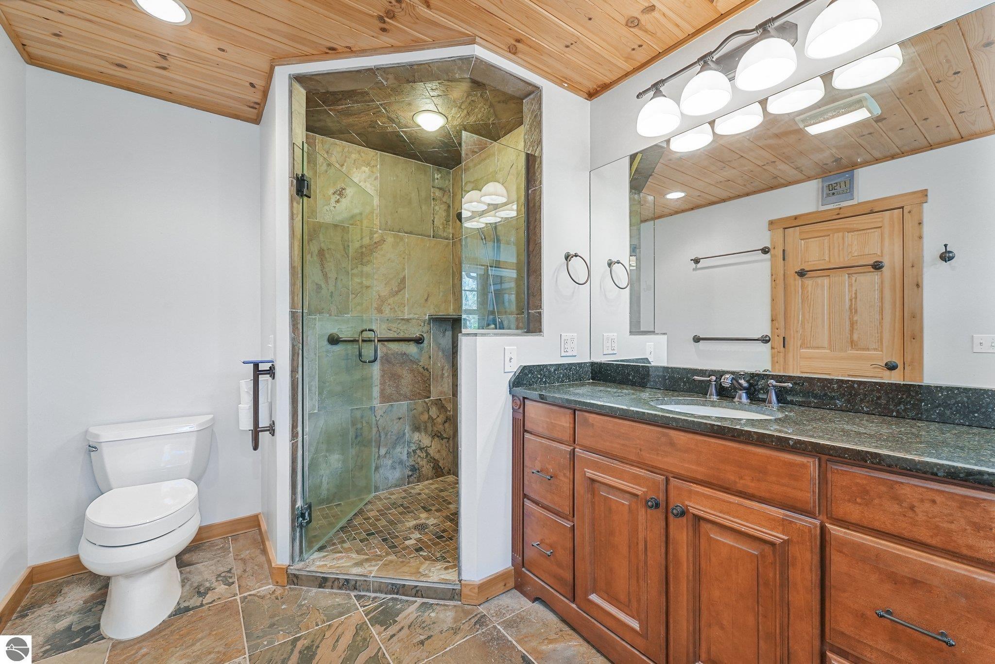 3958 Northshore Trail