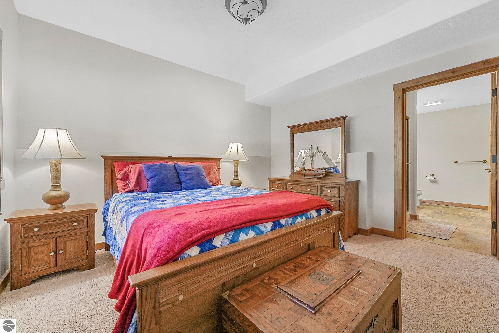 3958 Northshore Trail