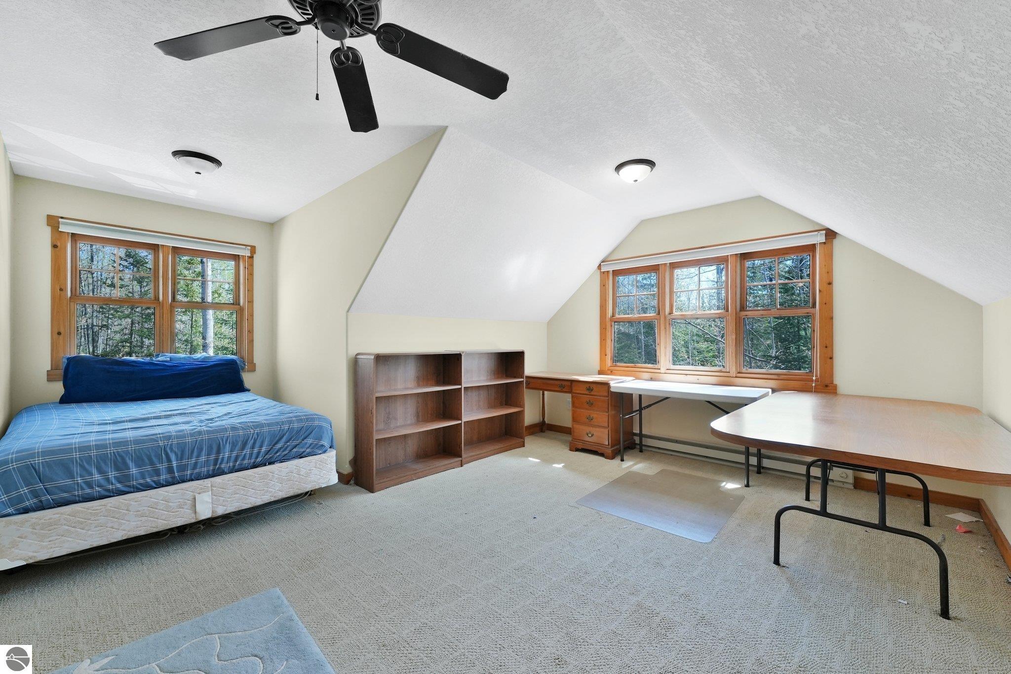 3958 Northshore Trail