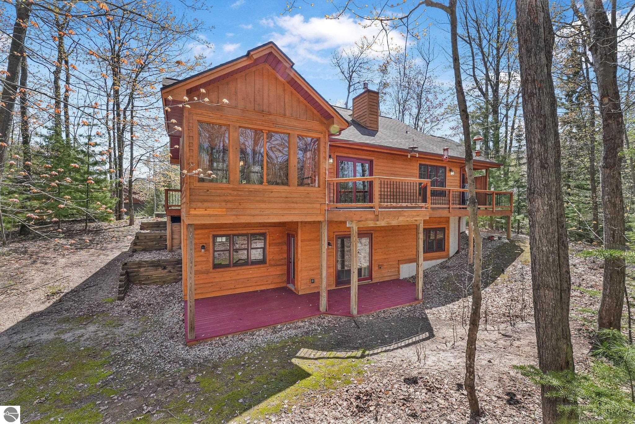 3958 Northshore Trail
