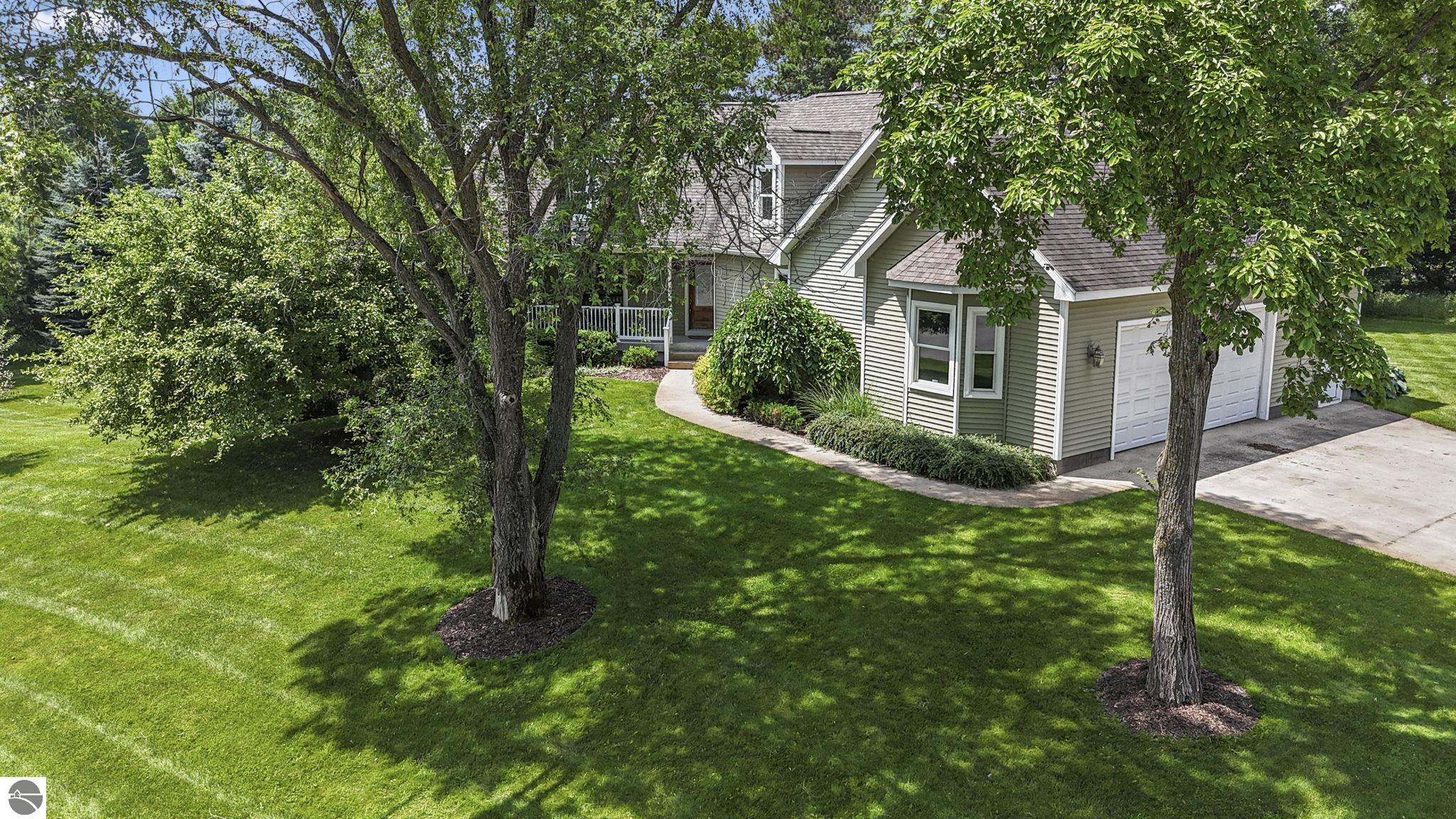 64 Cinnamon Lane