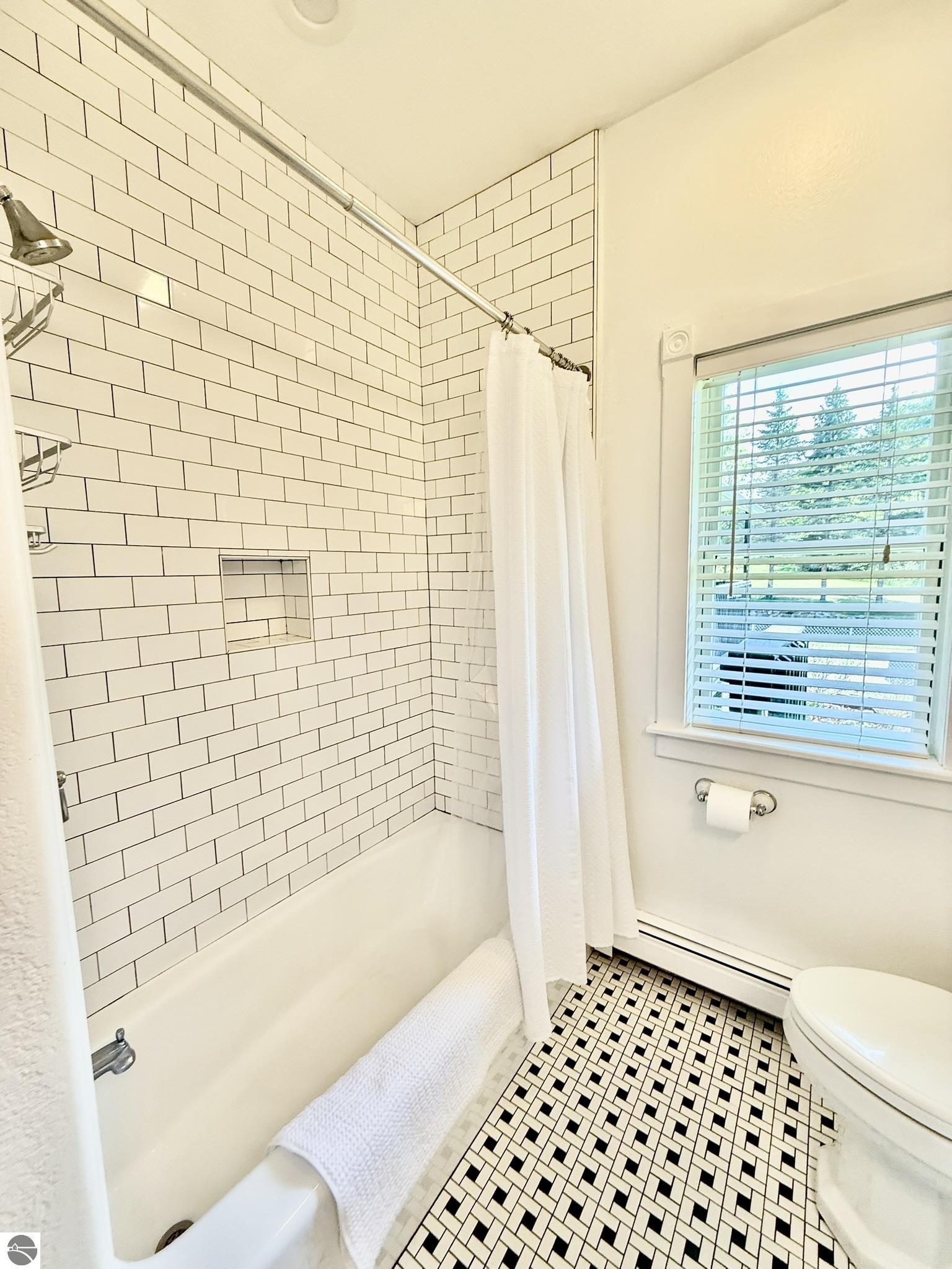 5867 Mabel Road