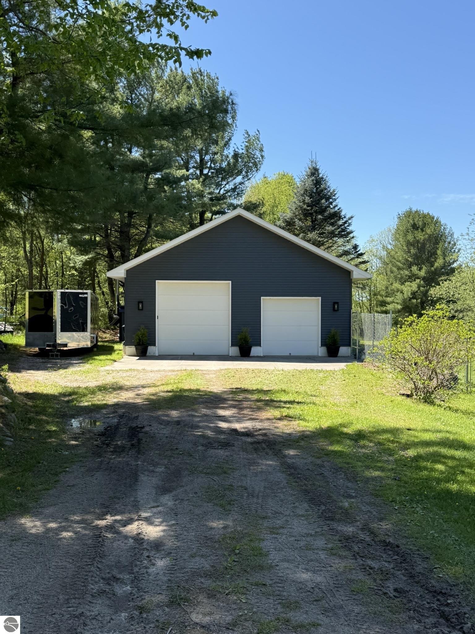 5867 Mabel Road