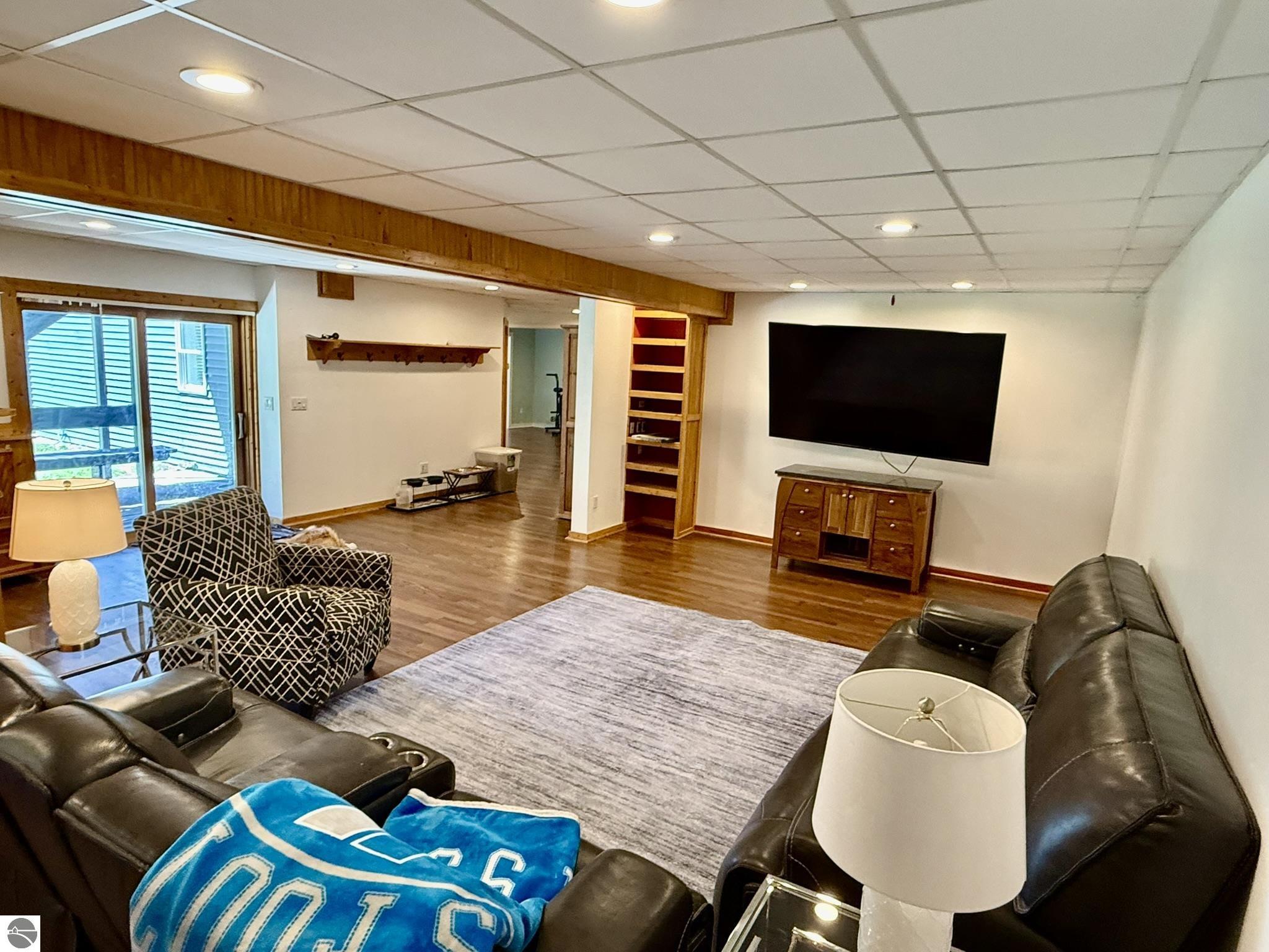 5867 Mabel Road