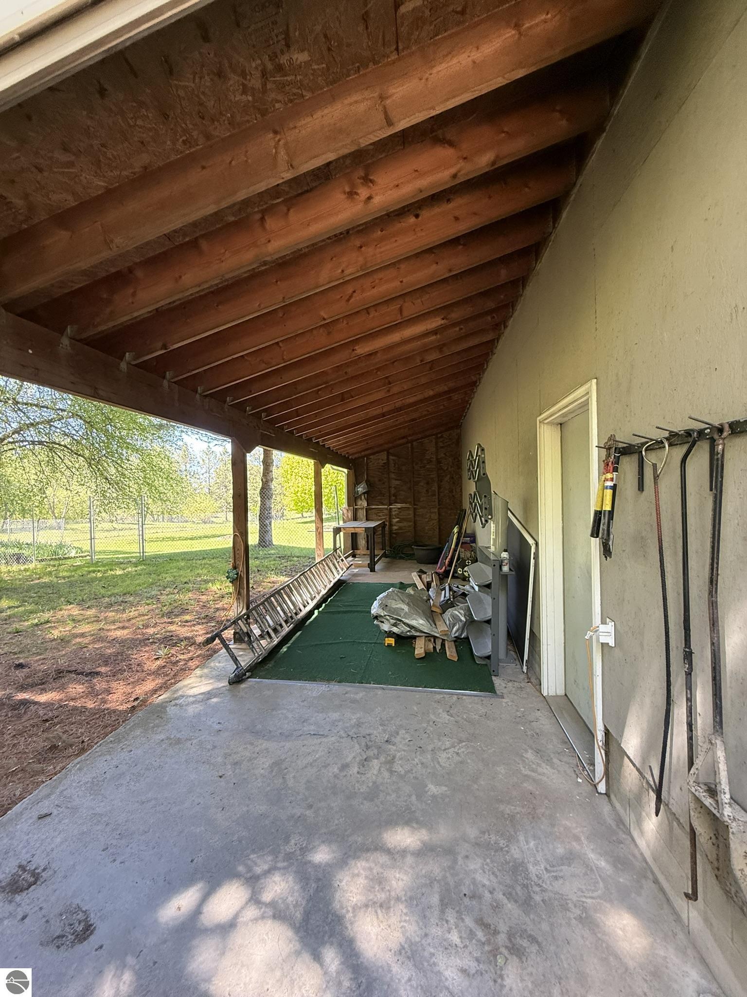5867 Mabel Road
