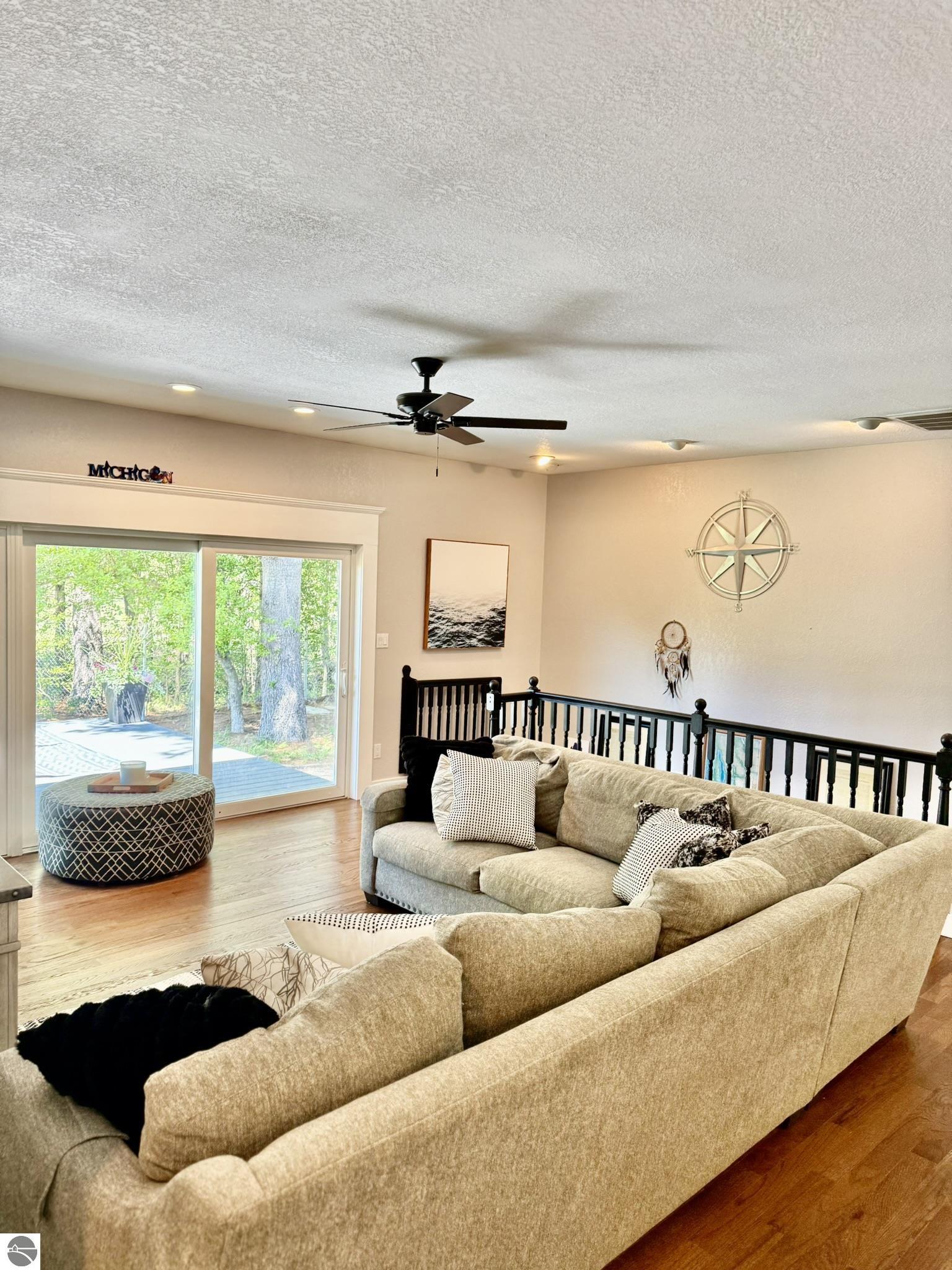 5867 Mabel Road