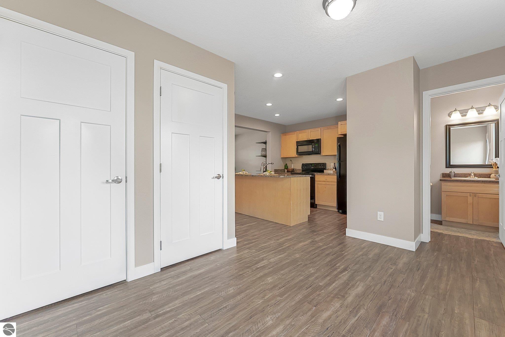 4068 Haverhill Court # 7