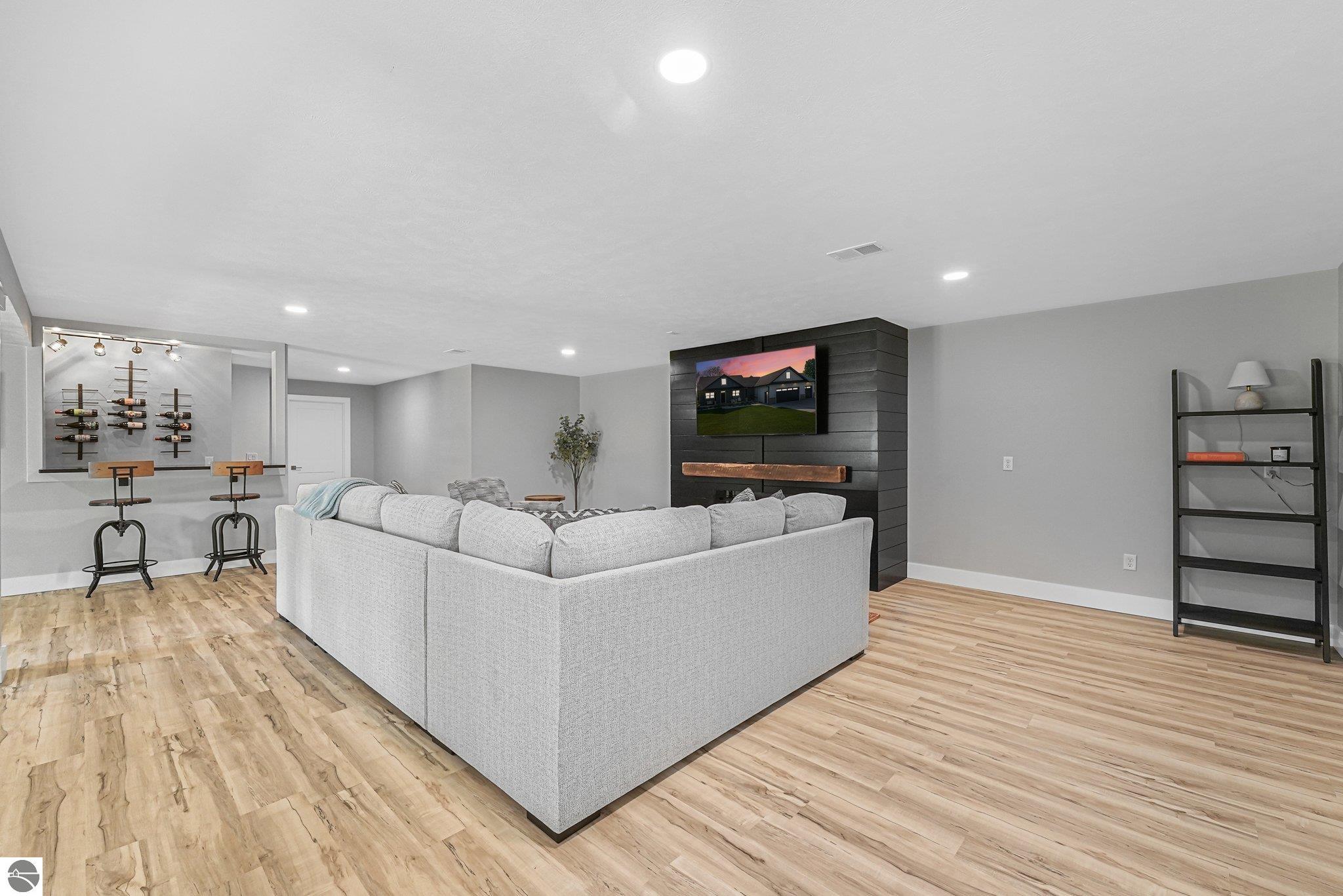 3685 Falconhurst Drive