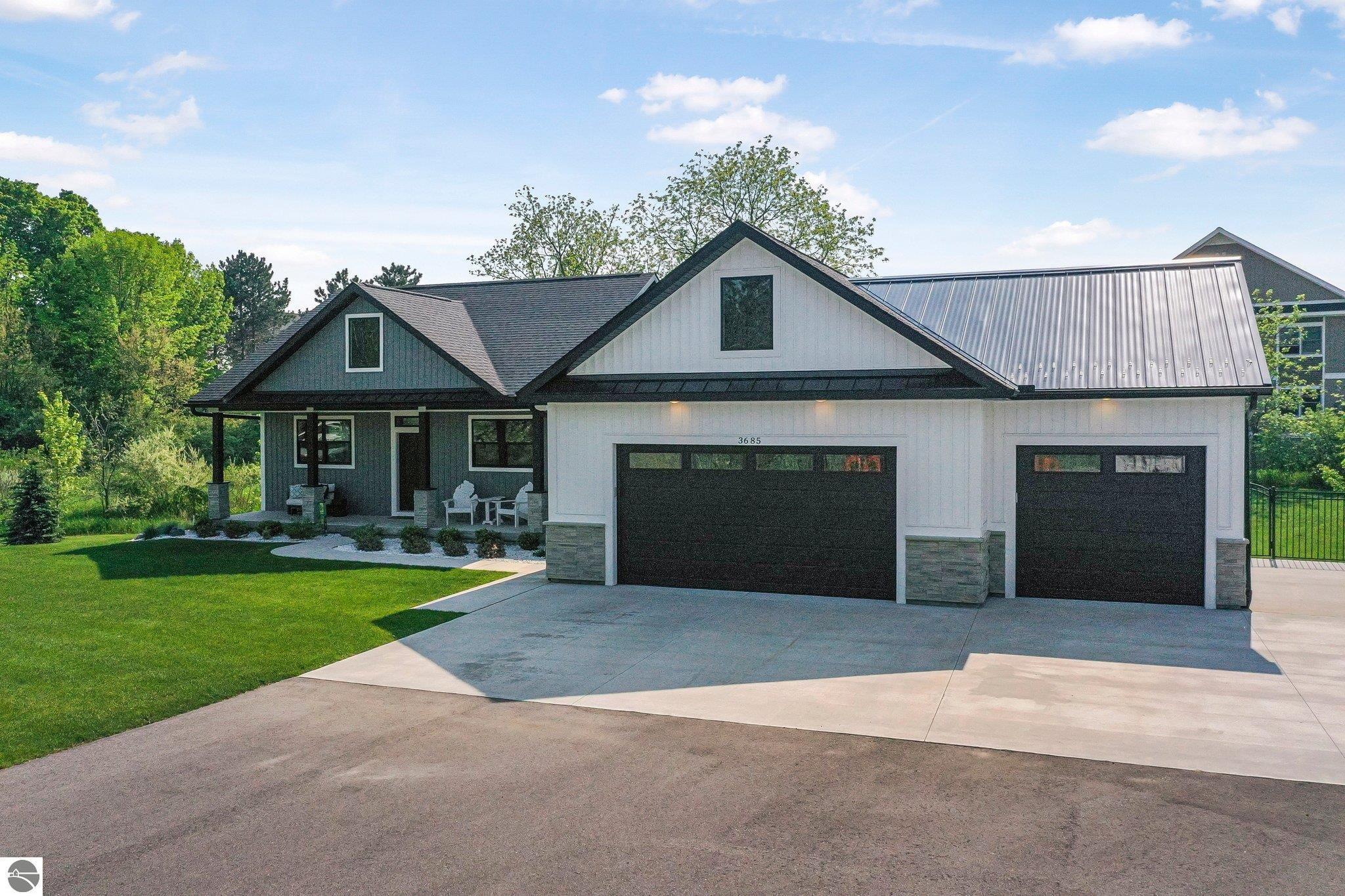 3685 Falconhurst Drive